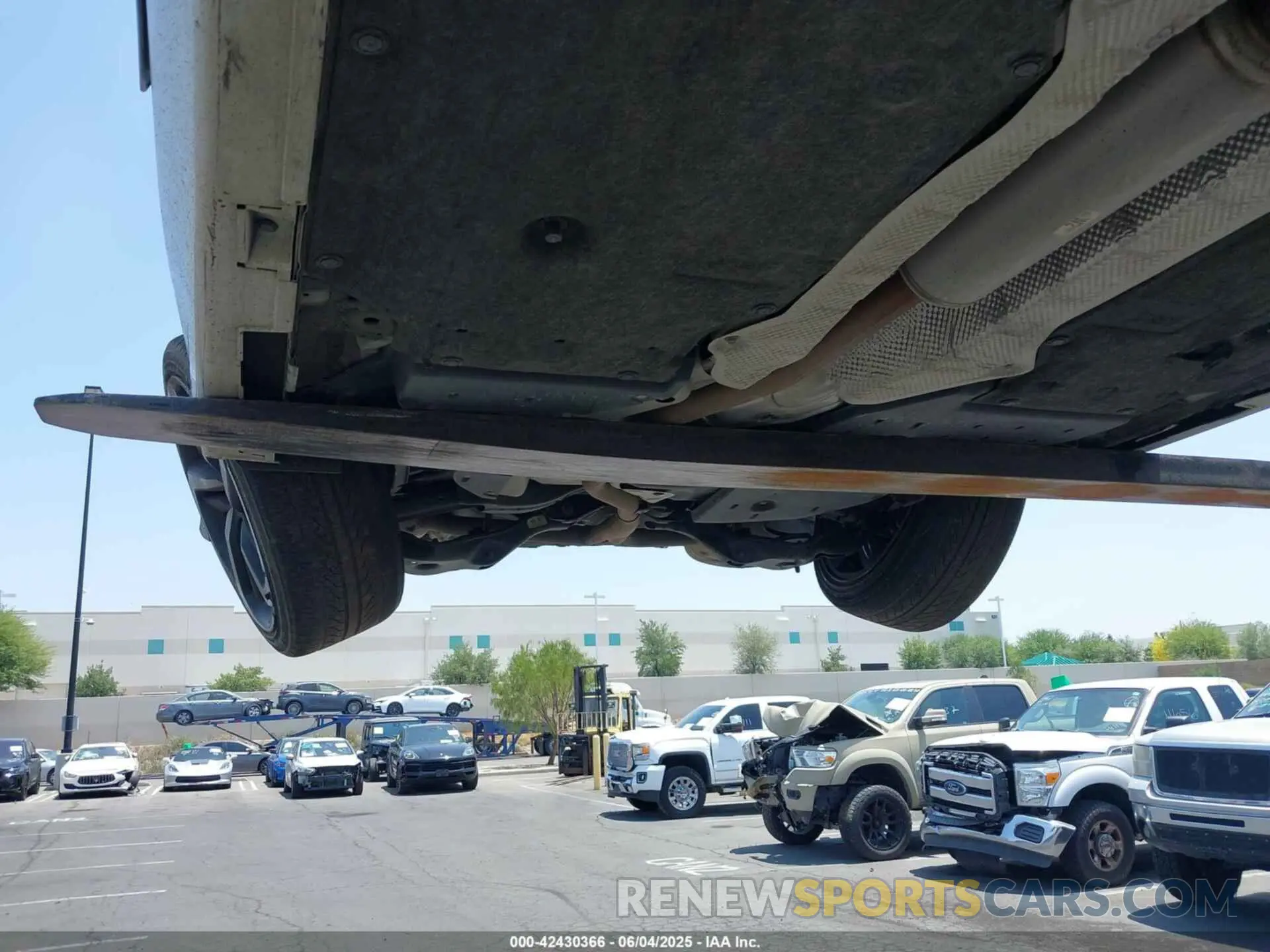 19 Photograph of a damaged car 1HGCV1F39LA112172 HONDA ACCORD 2020