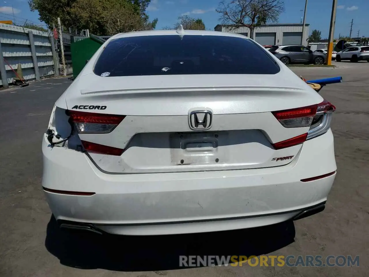 6 Photograph of a damaged car 1HGCV1F39LA138898 HONDA ACCORD 2020