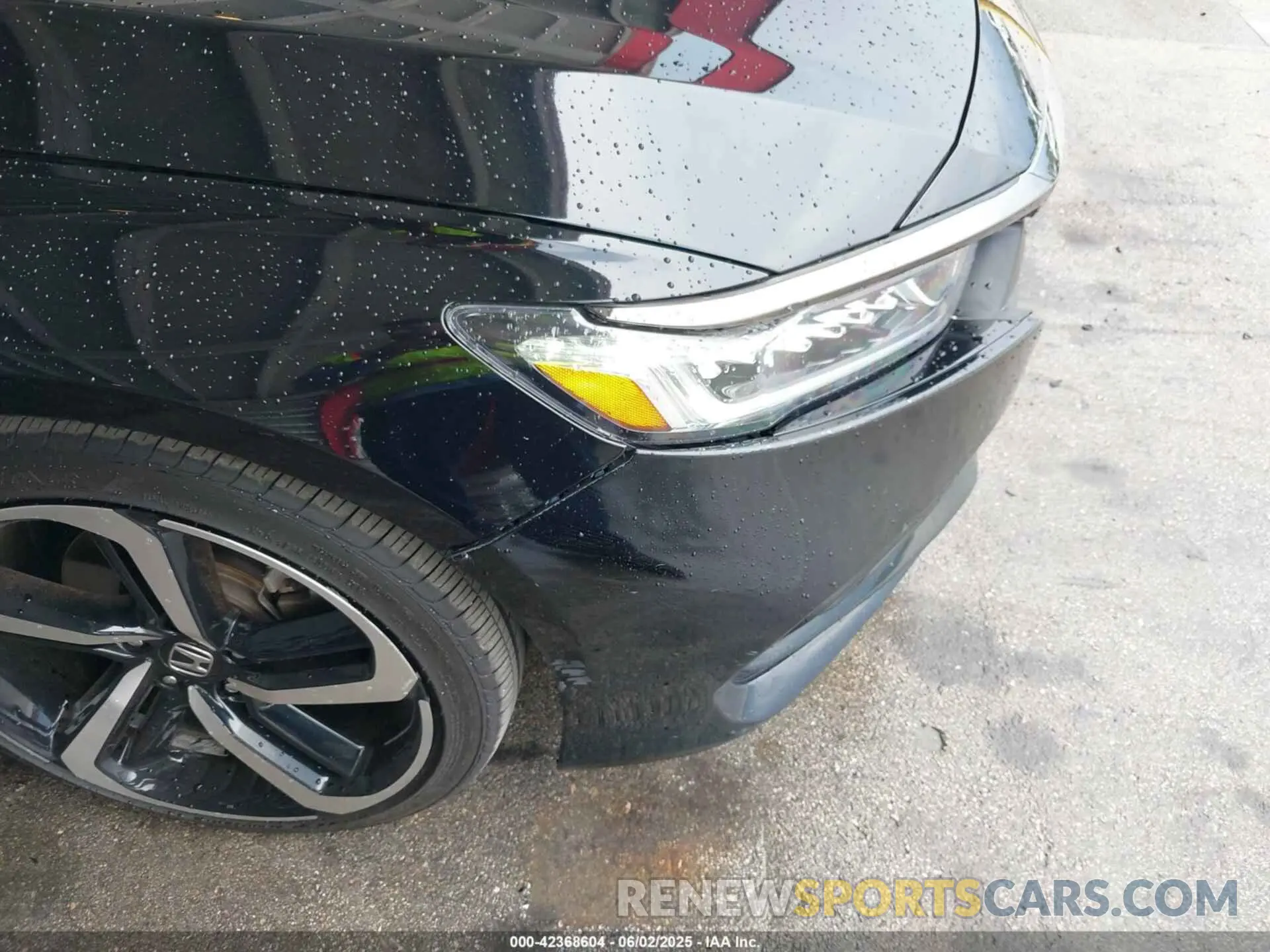 6 Photograph of a damaged car 1HGCV1F39LA157807 HONDA ACCORD 2020