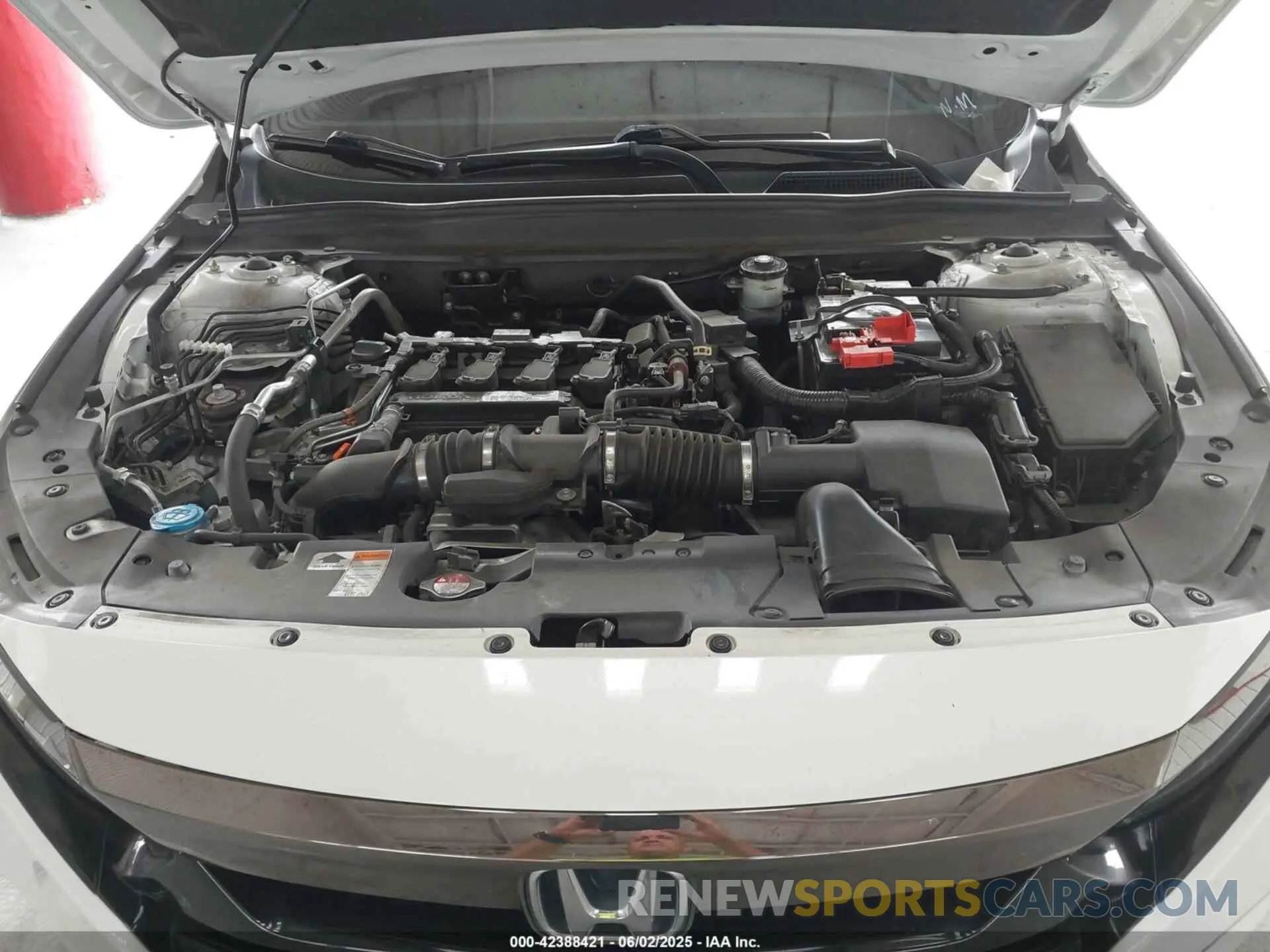 10 Photograph of a damaged car 1HGCV1F39LA158021 HONDA ACCORD 2020