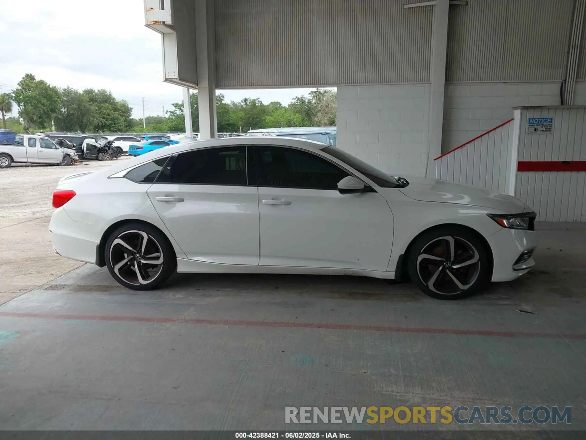 13 Photograph of a damaged car 1HGCV1F39LA158021 HONDA ACCORD 2020