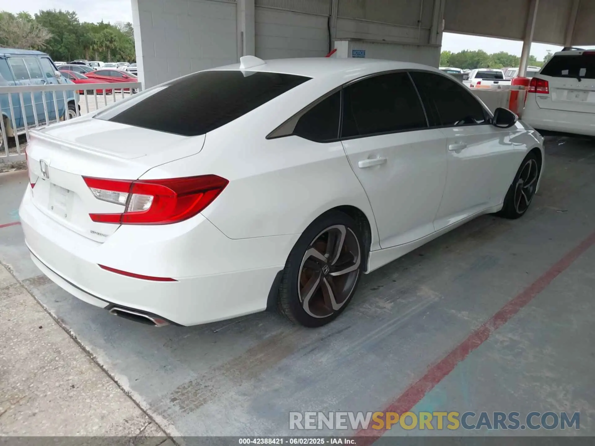 4 Photograph of a damaged car 1HGCV1F39LA158021 HONDA ACCORD 2020