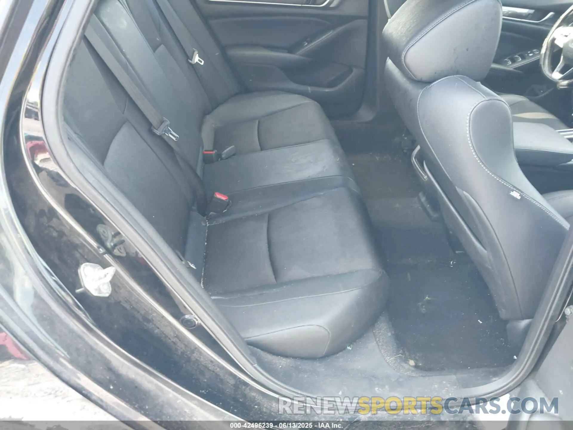 8 Photograph of a damaged car 1HGCV1F3XLA079053 HONDA ACCORD 2020