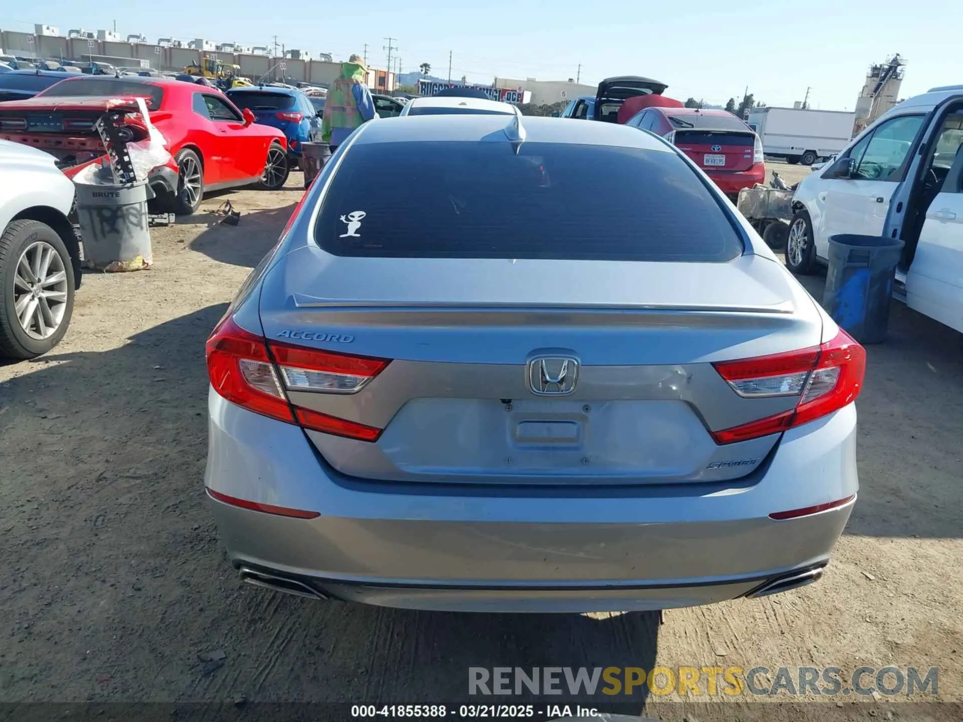 16 Photograph of a damaged car 1HGCV1F3XLA133936 HONDA ACCORD 2020