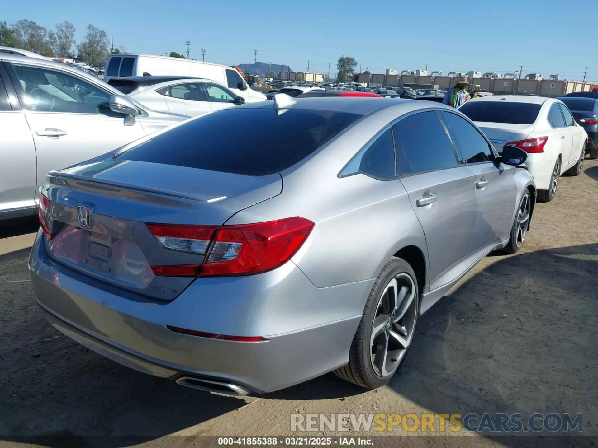 4 Photograph of a damaged car 1HGCV1F3XLA133936 HONDA ACCORD 2020