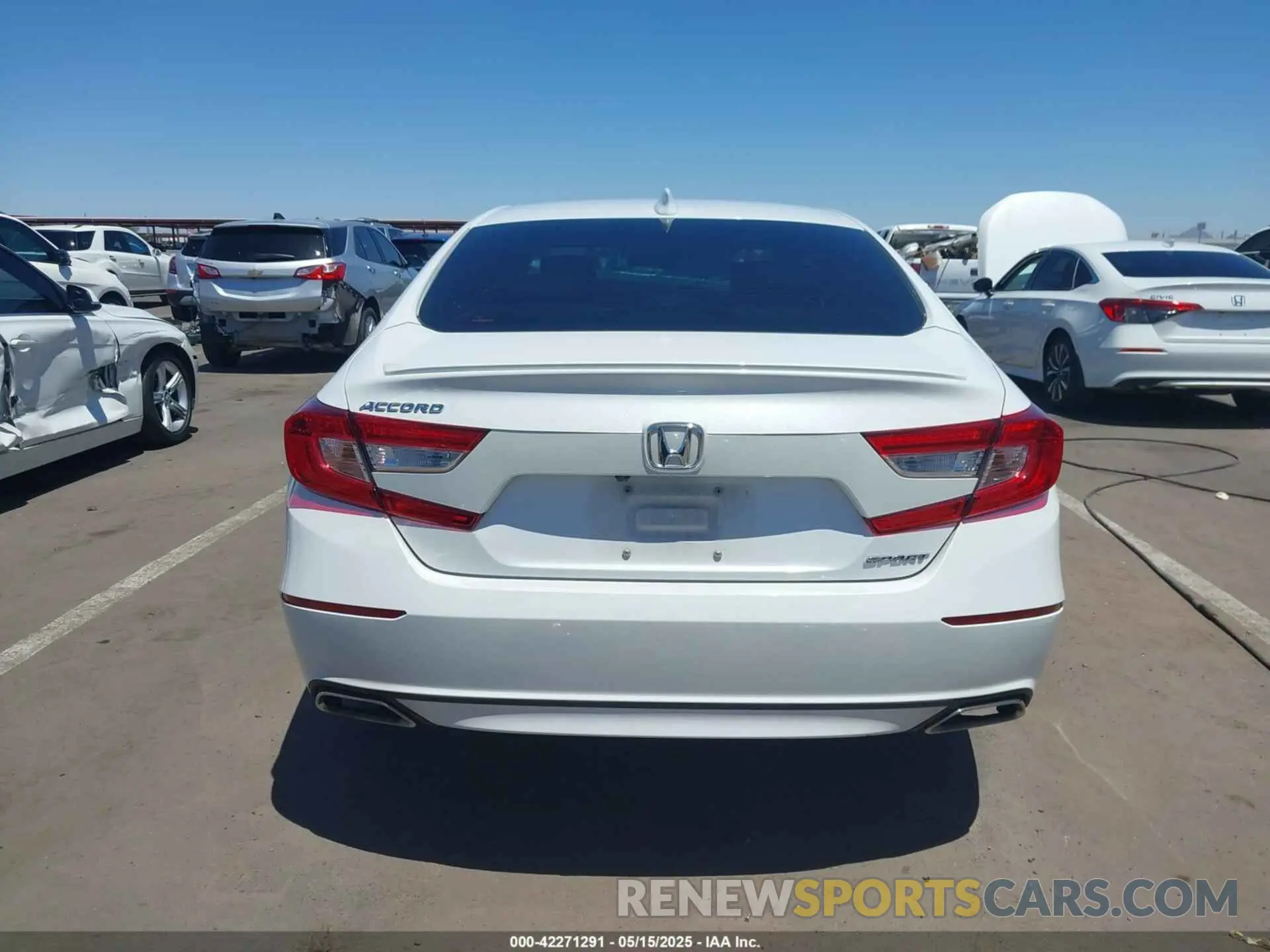 16 Photograph of a damaged car 1HGCV1F3XLA138683 HONDA ACCORD 2020