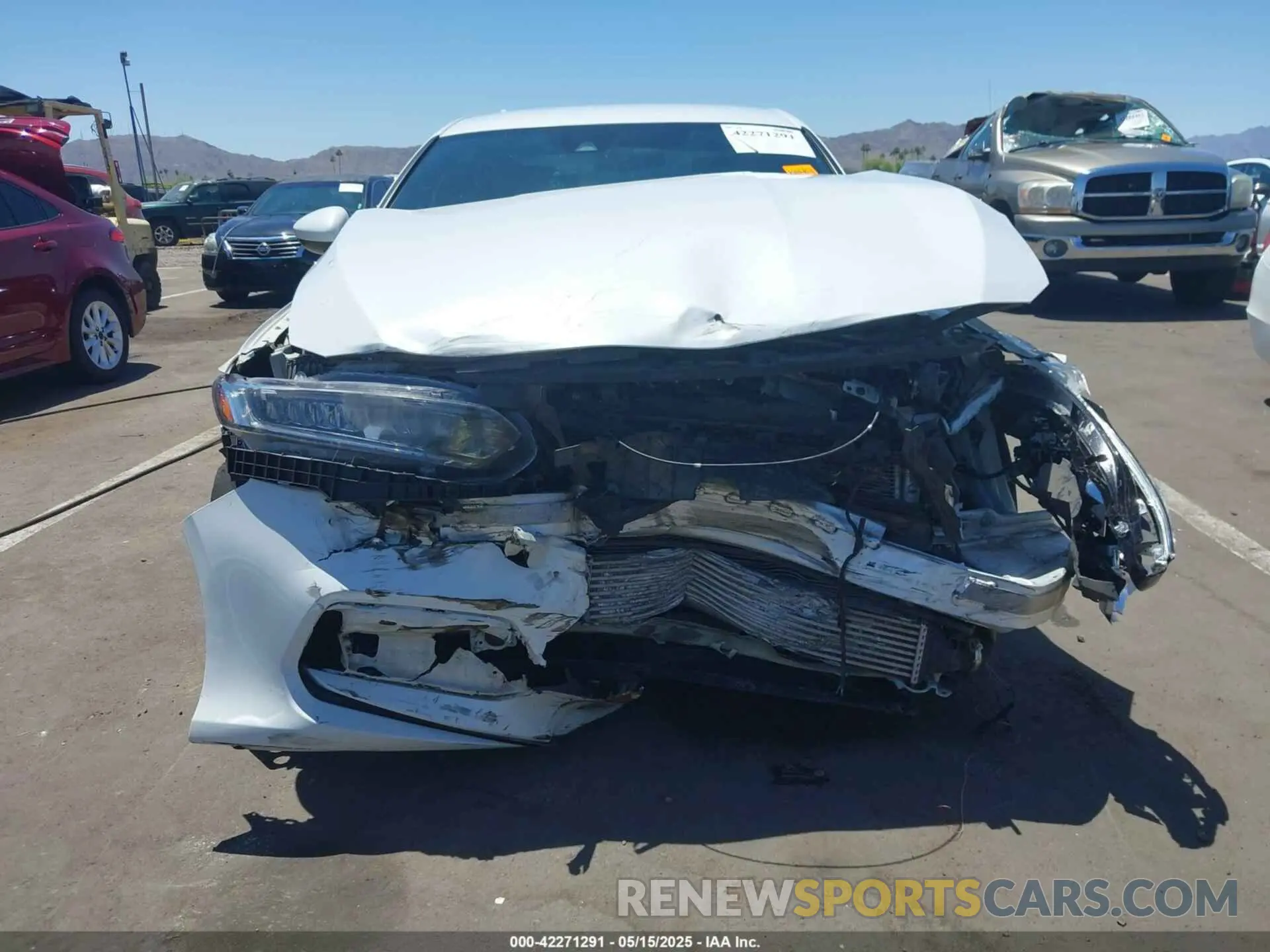 6 Photograph of a damaged car 1HGCV1F3XLA138683 HONDA ACCORD 2020