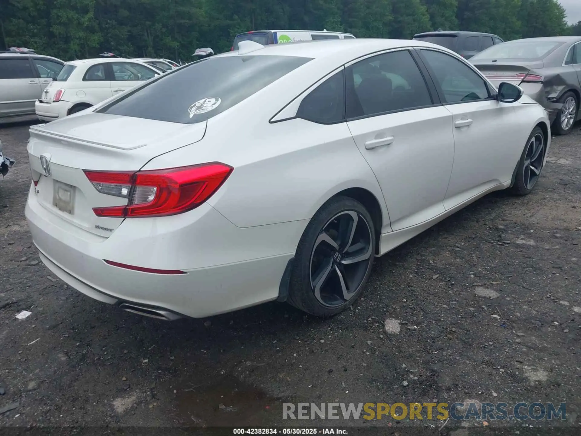 4 Photograph of a damaged car 1HGCV1F3XLA141566 HONDA ACCORD 2020