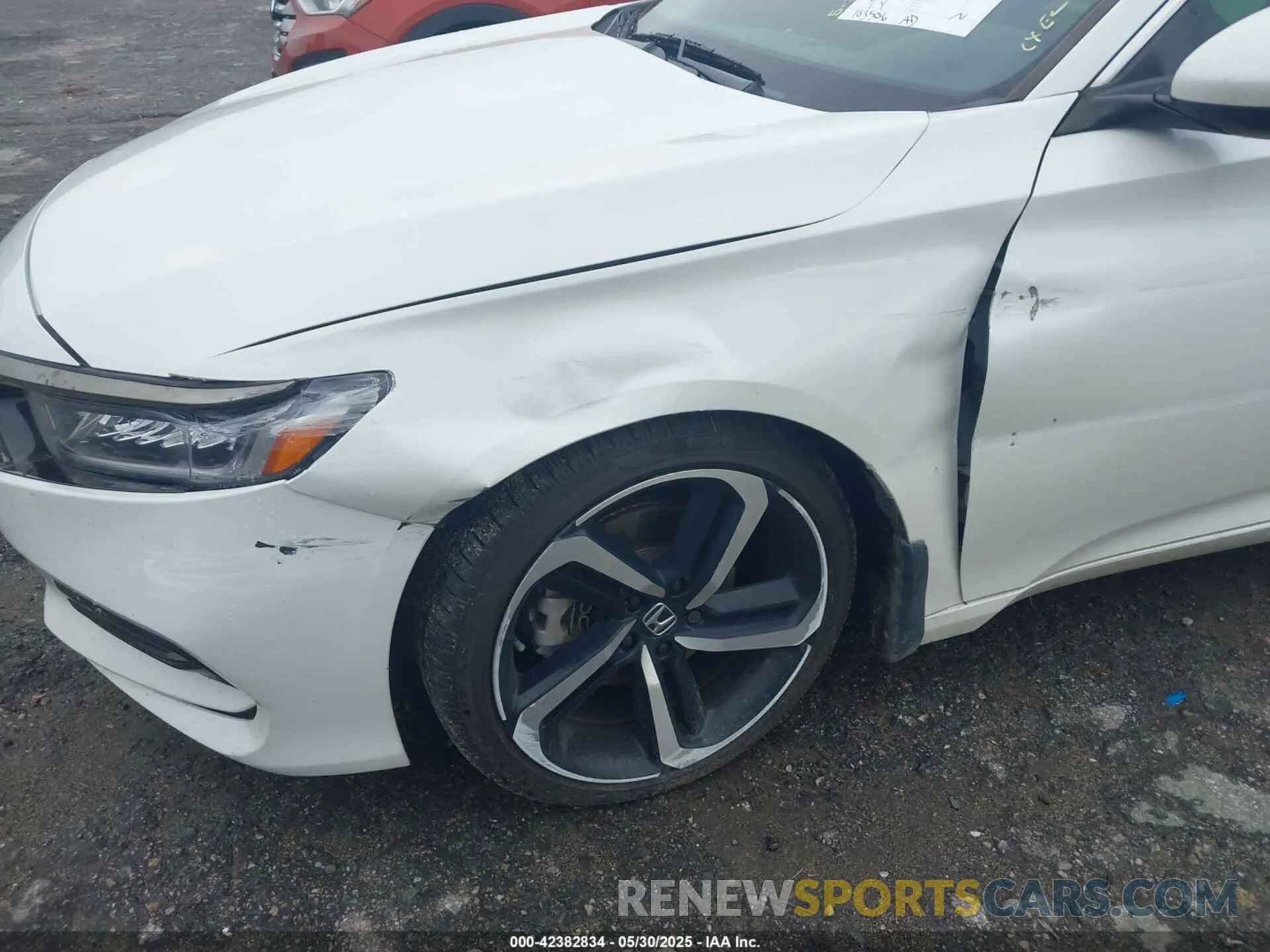 6 Photograph of a damaged car 1HGCV1F3XLA141566 HONDA ACCORD 2020