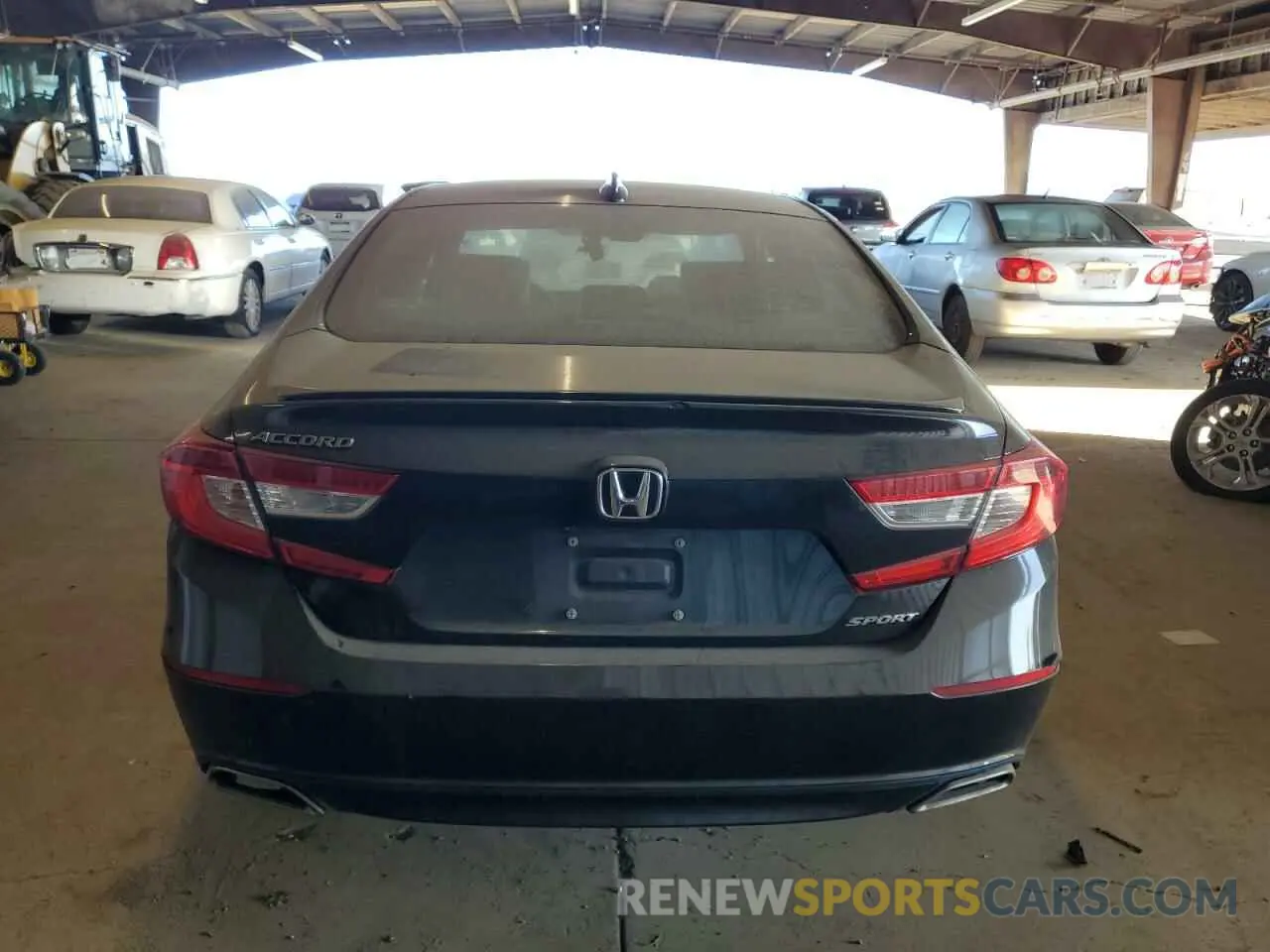 6 Photograph of a damaged car 1HGCV1F3XLA153488 HONDA ACCORD 2020