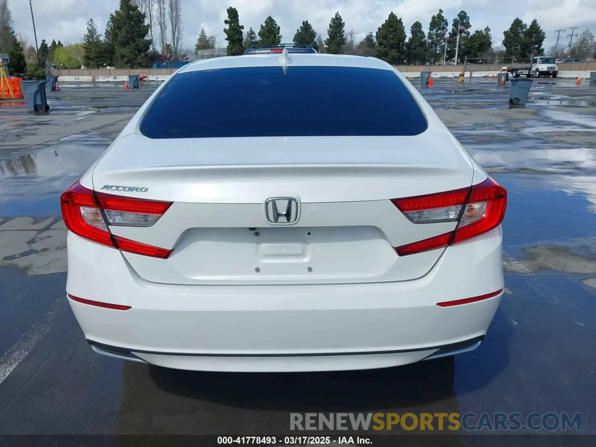 15 Photograph of a damaged car 1HGCV1F40LA057958 HONDA ACCORD 2020