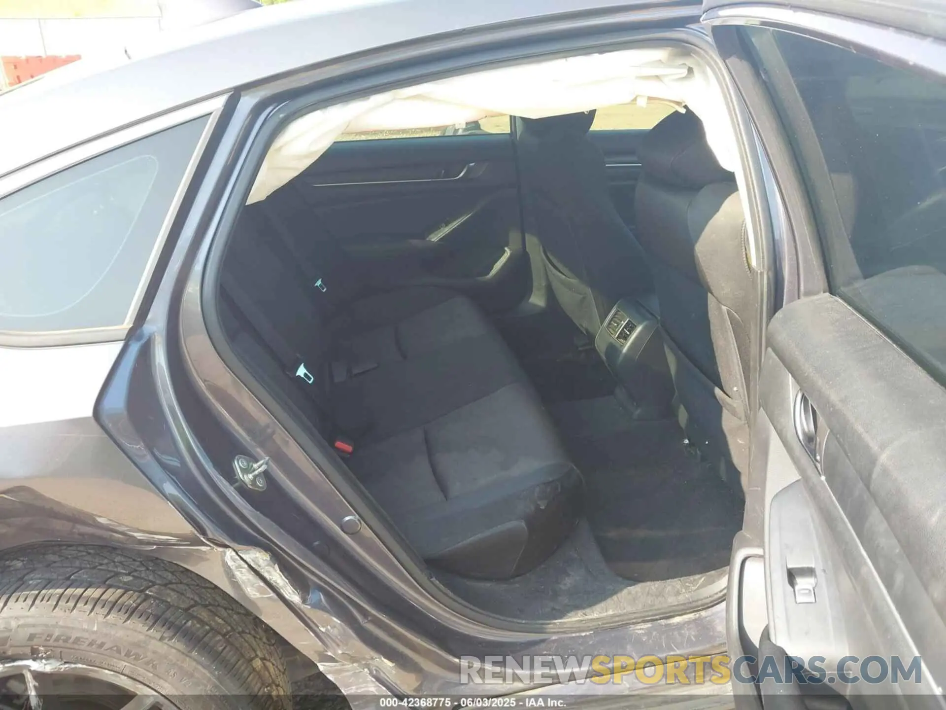 8 Photograph of a damaged car 1HGCV1F40LA067082 HONDA ACCORD 2020