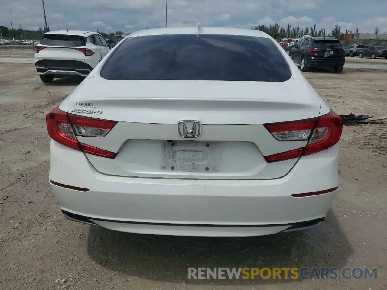 6 Photograph of a damaged car 1HGCV1F40LA070774 HONDA ACCORD 2020