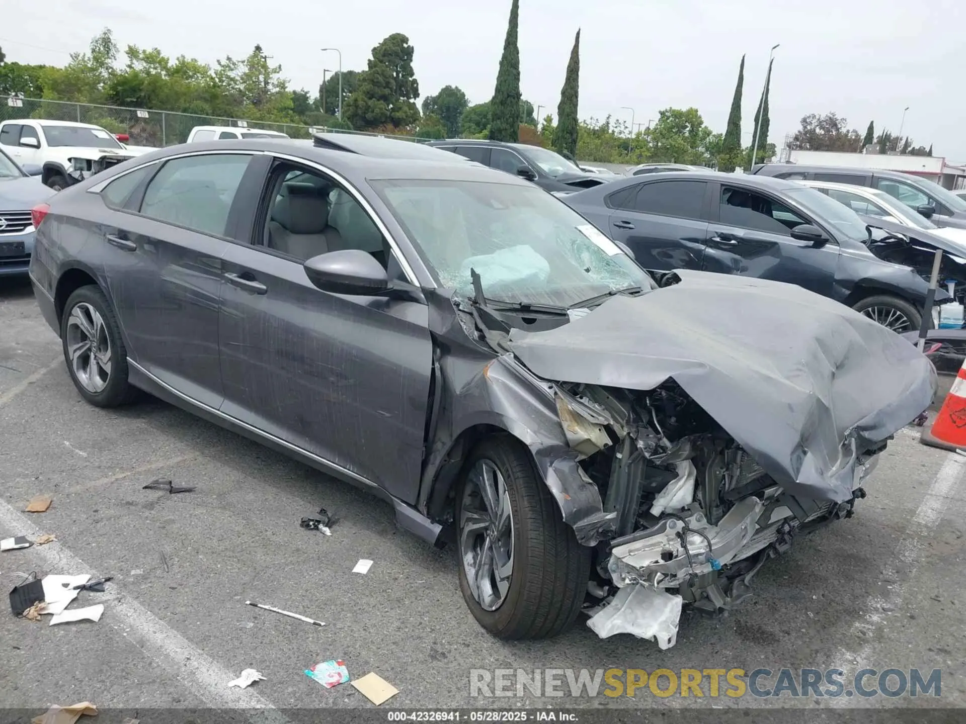 1 Photograph of a damaged car 1HGCV1F40LA144503 HONDA ACCORD 2020