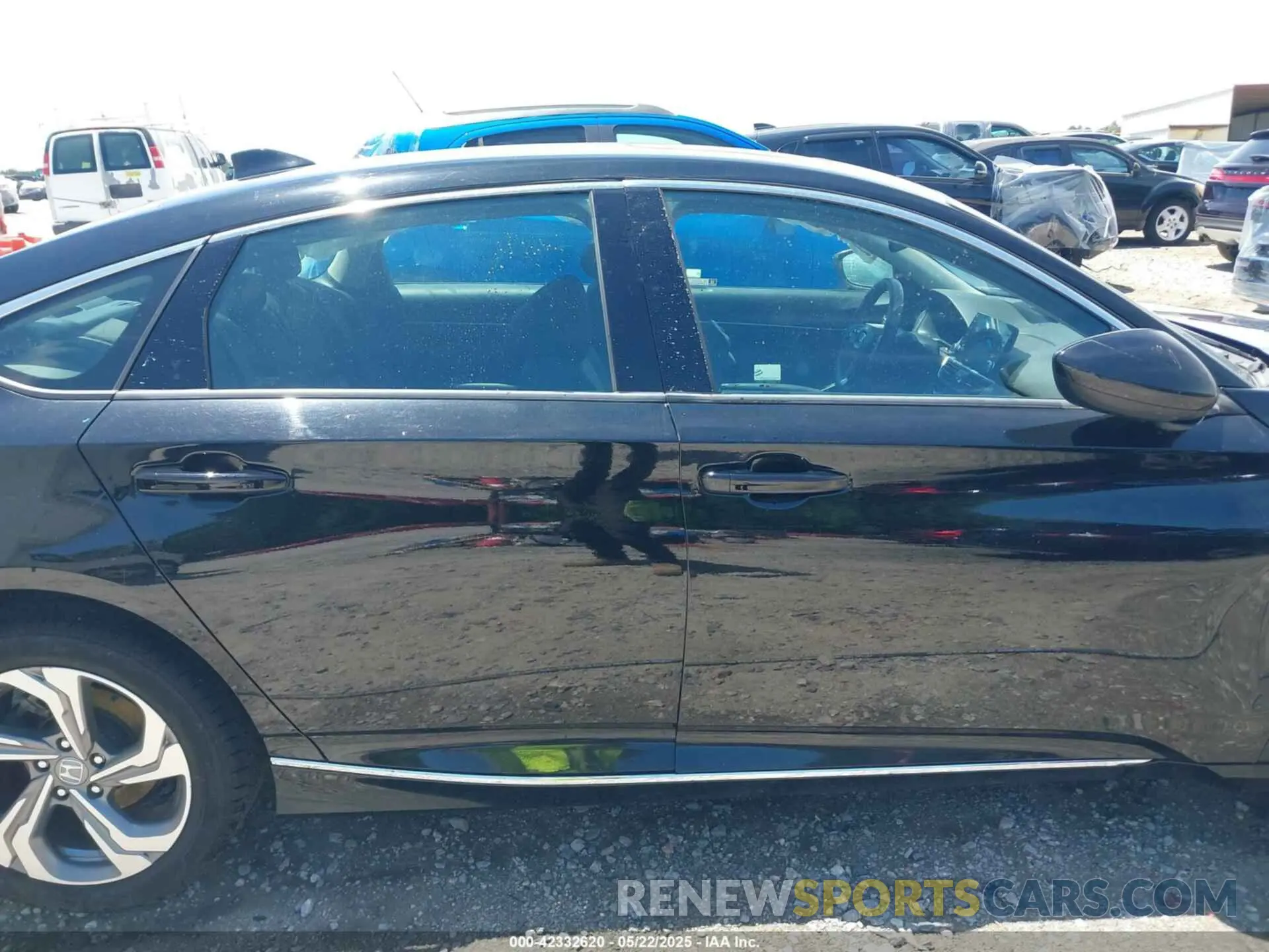13 Photograph of a damaged car 1HGCV1F42LA013640 HONDA ACCORD 2020