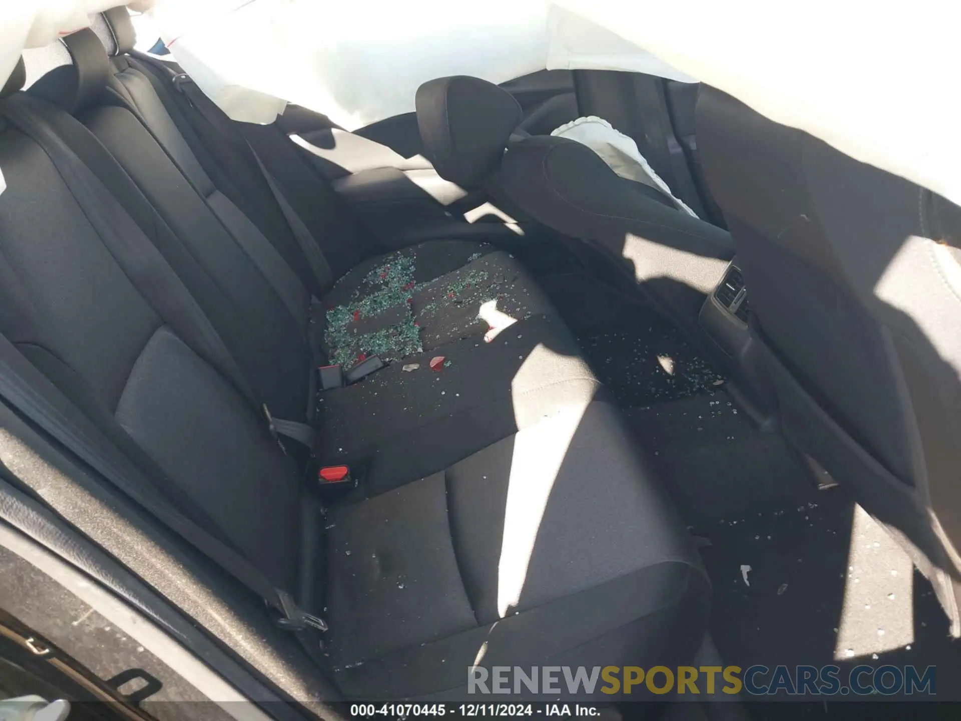 8 Photograph of a damaged car 1HGCV1F42LA140274 HONDA ACCORD 2020