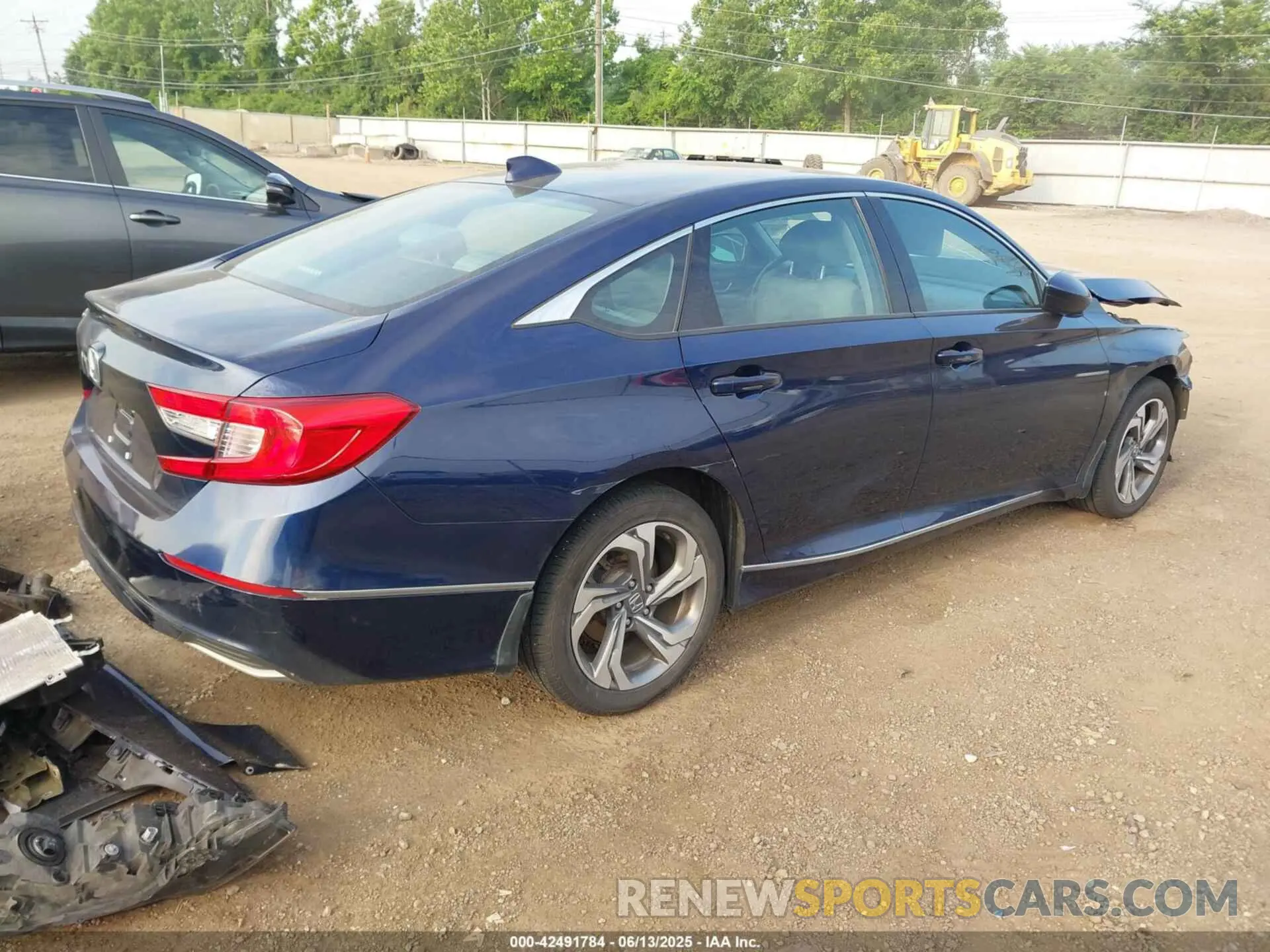 4 Photograph of a damaged car 1HGCV1F42LA140775 HONDA ACCORD 2020