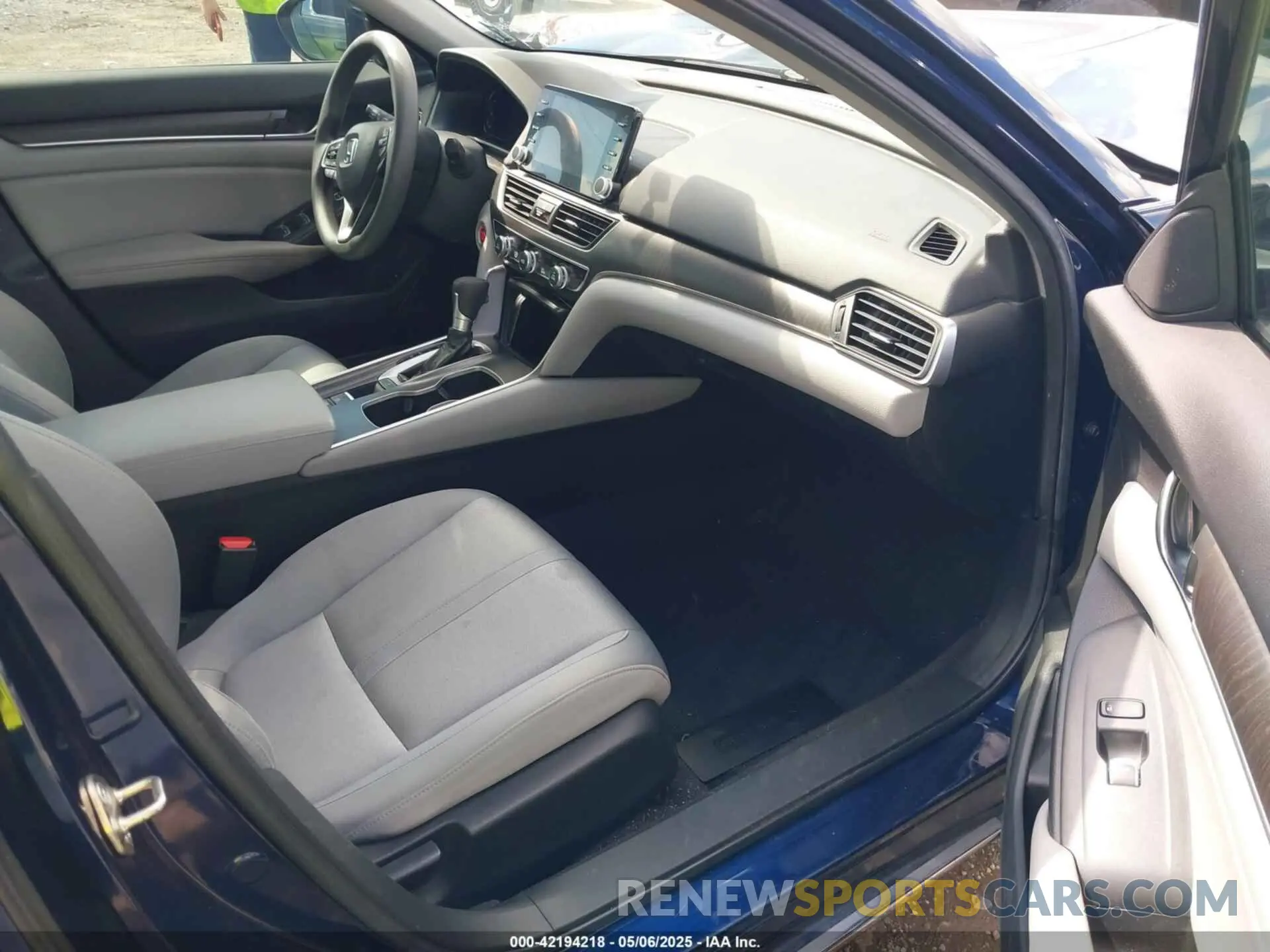 5 Photograph of a damaged car 1HGCV1F43LA047912 HONDA ACCORD 2020