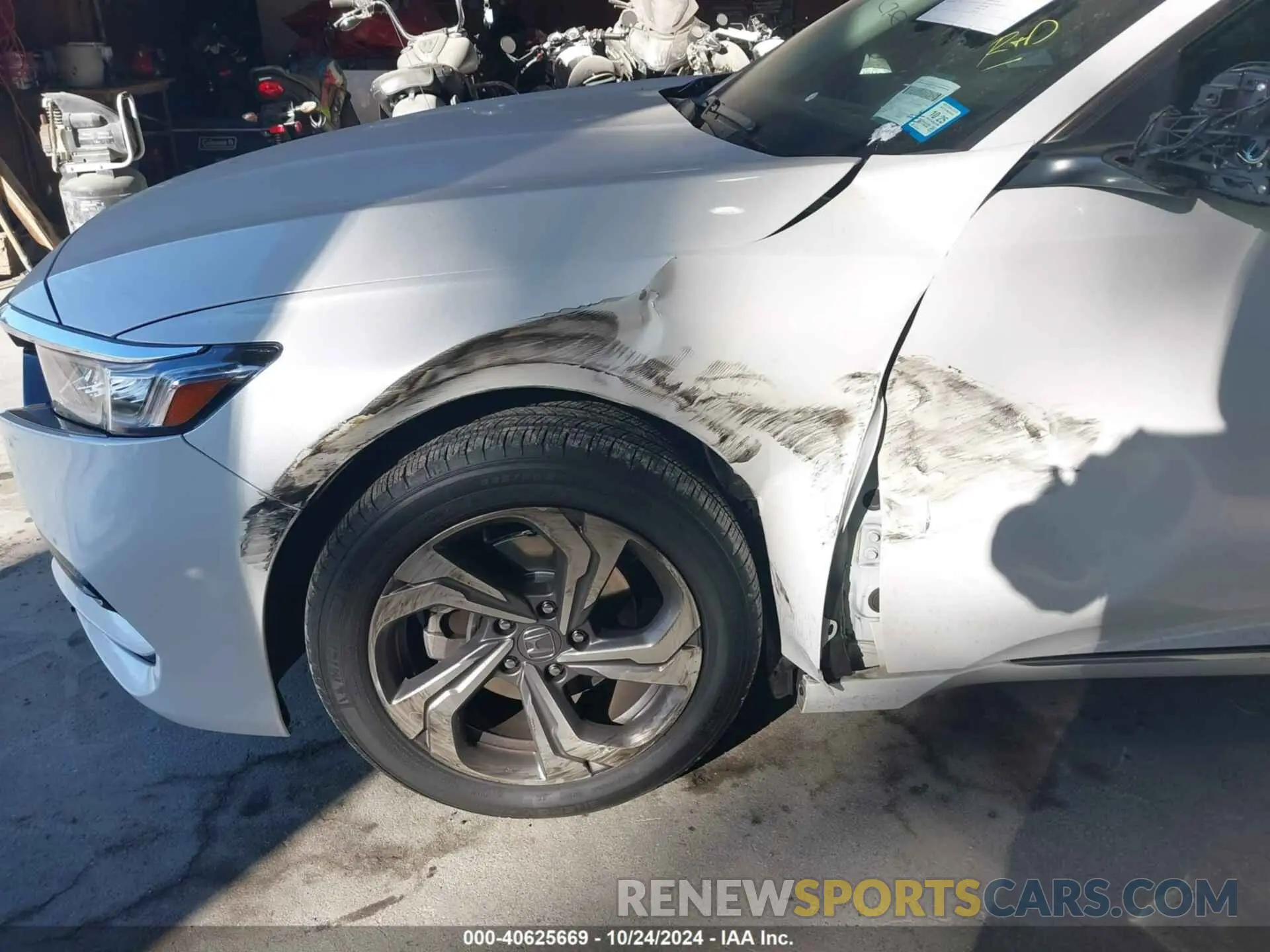 17 Photograph of a damaged car 1HGCV1F43LA142907 HONDA ACCORD 2020