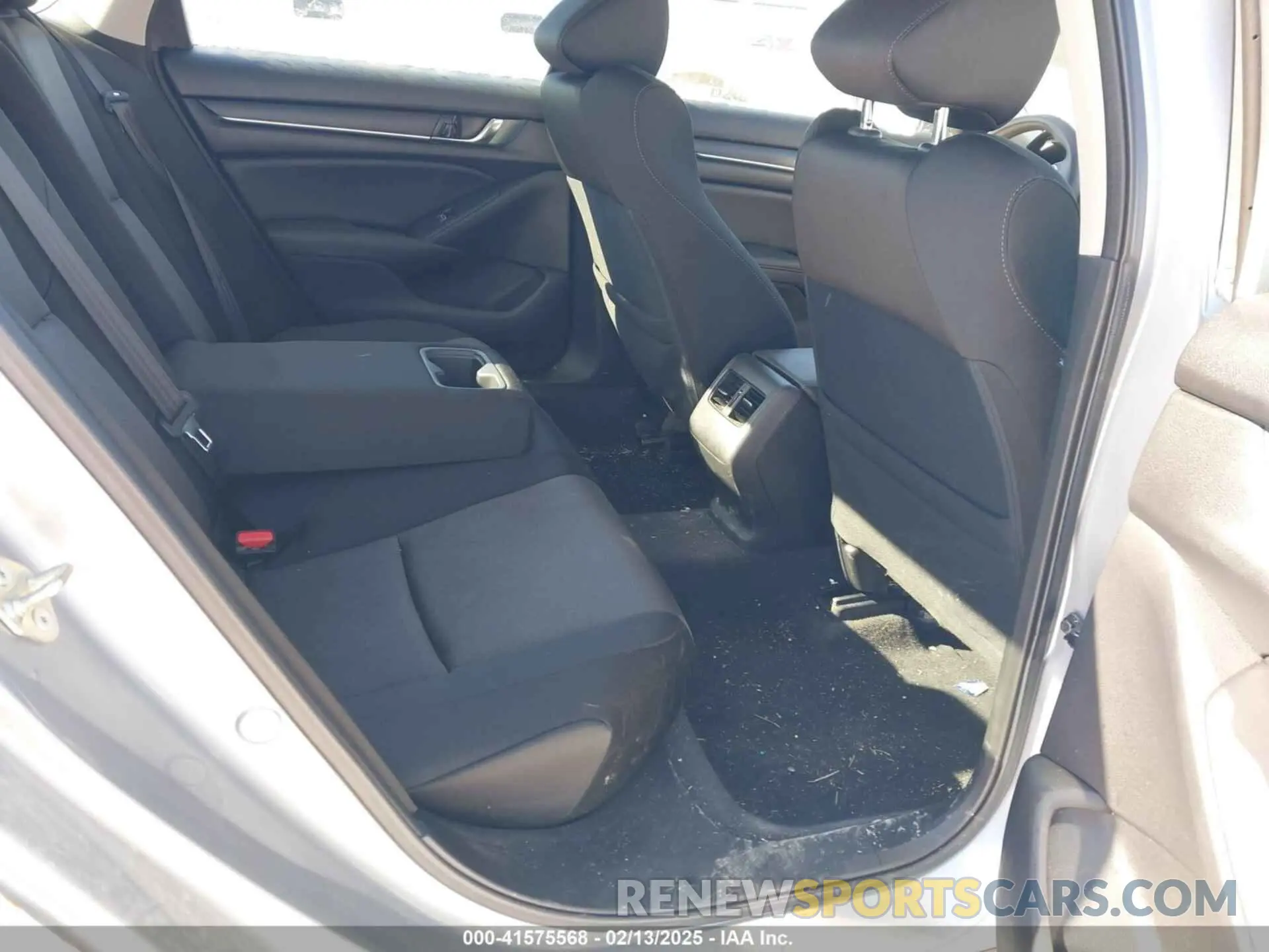 8 Photograph of a damaged car 1HGCV1F45LA118091 HONDA ACCORD 2020
