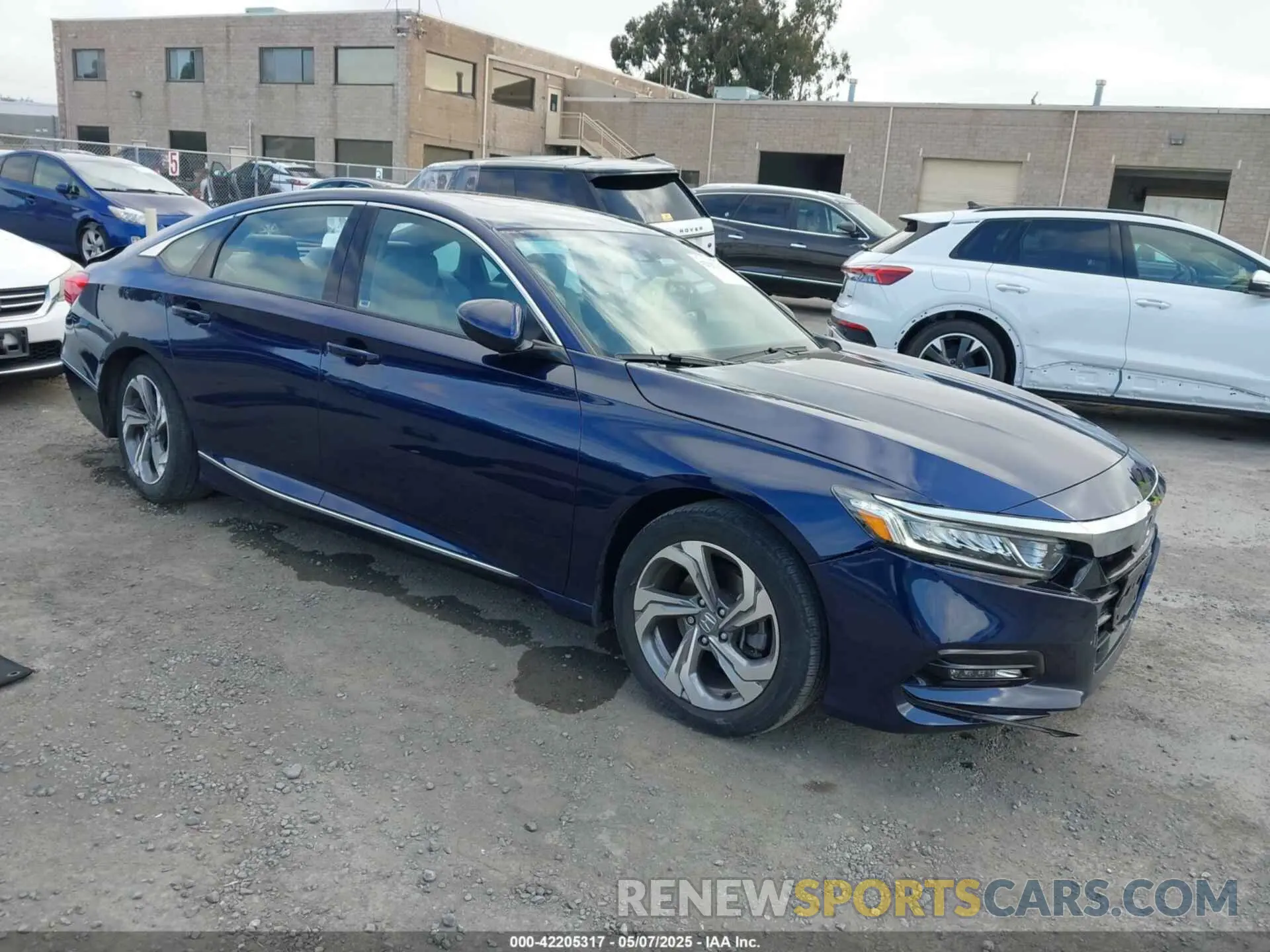 1 Photograph of a damaged car 1HGCV1F46LA019375 HONDA ACCORD 2020