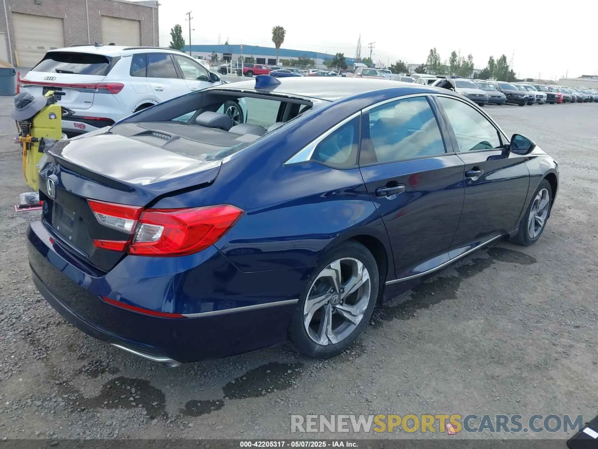 4 Photograph of a damaged car 1HGCV1F46LA019375 HONDA ACCORD 2020