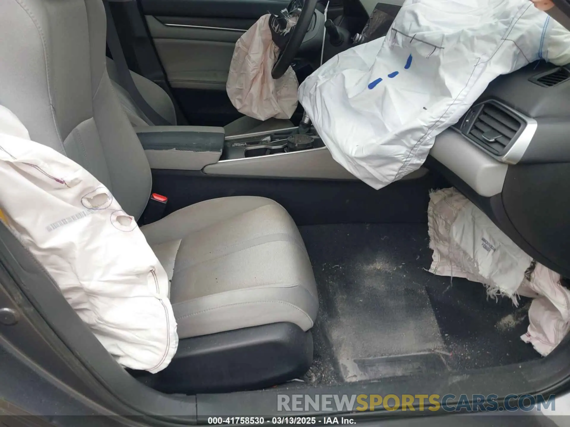 5 Photograph of a damaged car 1HGCV1F47LA074336 HONDA ACCORD 2020