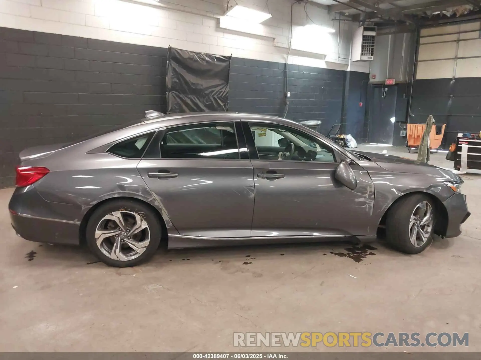 13 Photograph of a damaged car 1HGCV1F48LA062518 HONDA ACCORD 2020