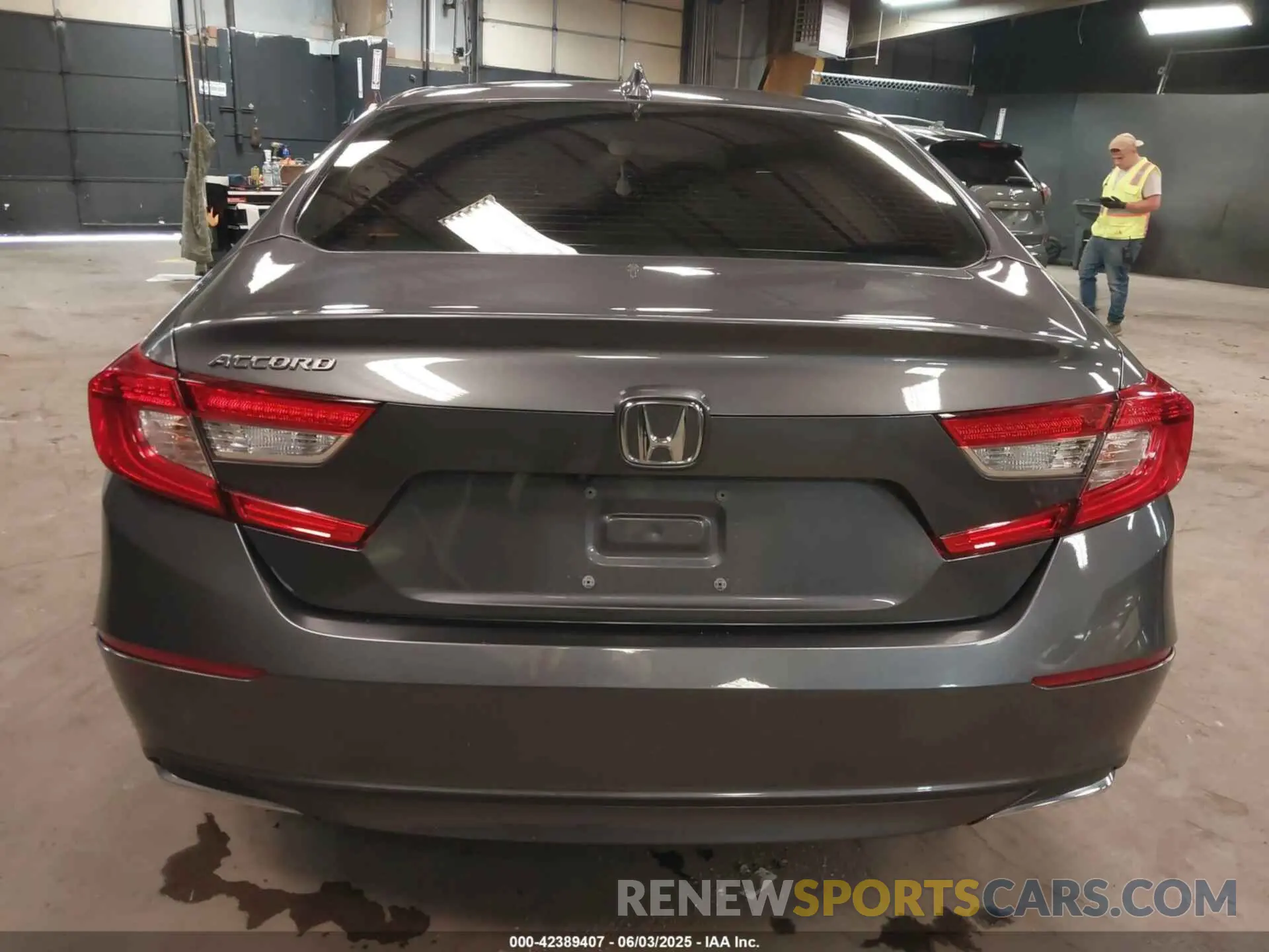 16 Photograph of a damaged car 1HGCV1F48LA062518 HONDA ACCORD 2020