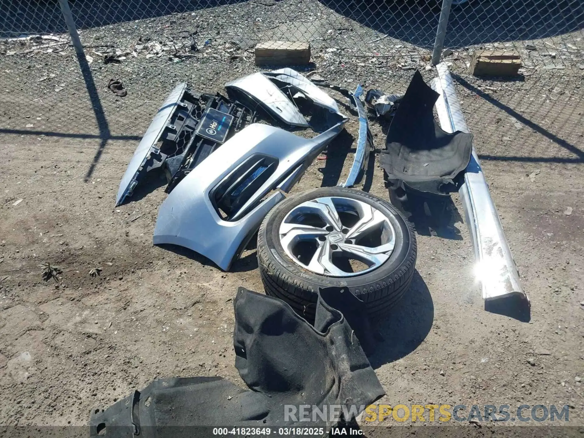 17 Photograph of a damaged car 1HGCV1F48LA064642 HONDA ACCORD 2020