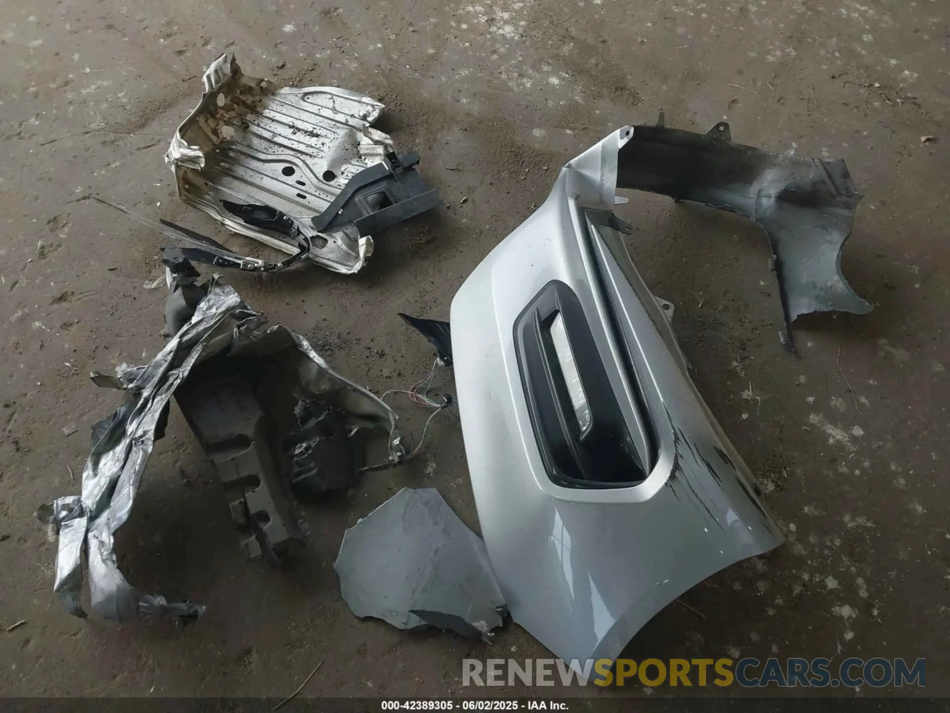 12 Photograph of a damaged car 1HGCV1F48LA096846 HONDA ACCORD 2020
