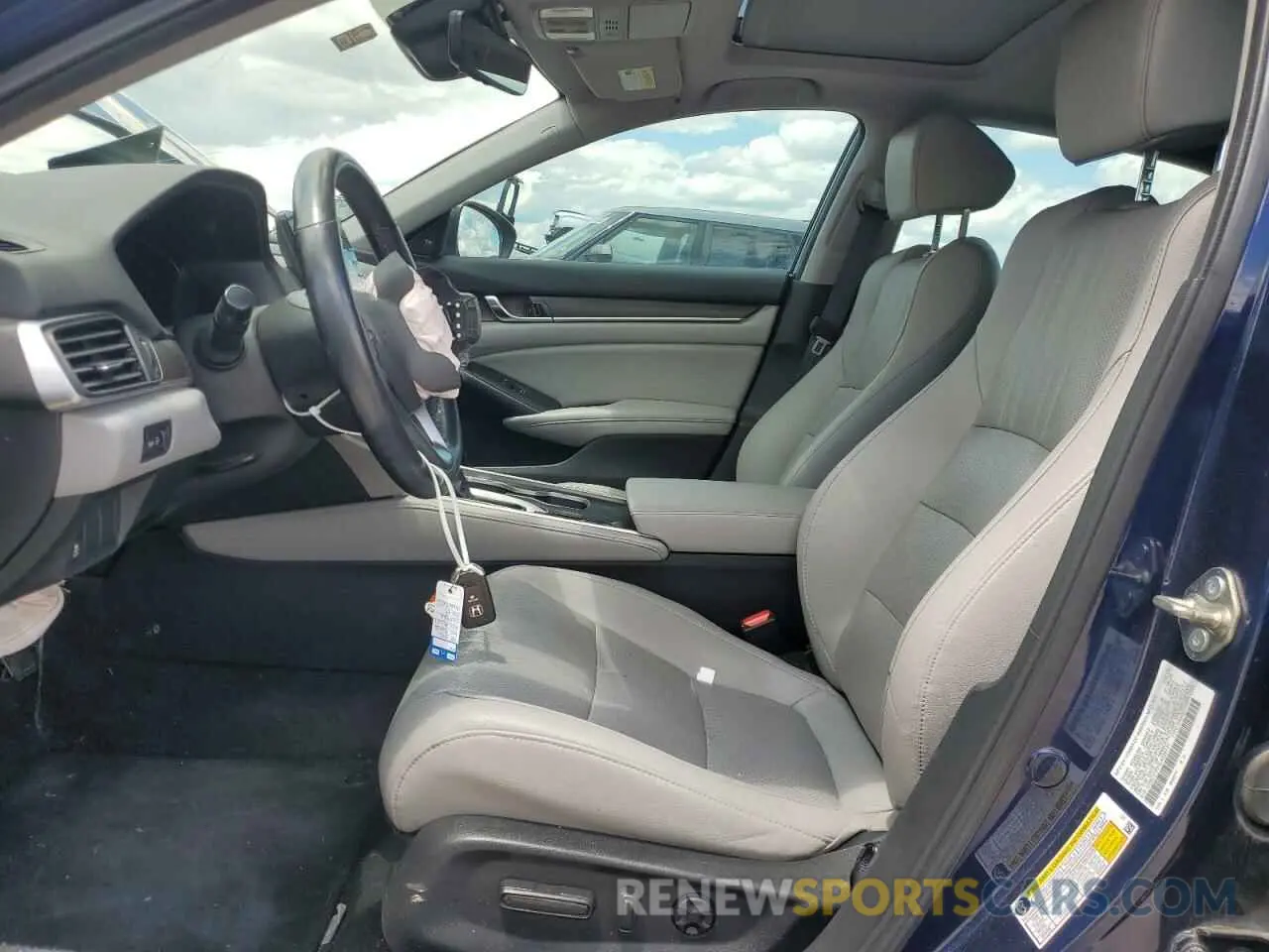 7 Photograph of a damaged car 1HGCV1F51LA026131 HONDA ACCORD 2020