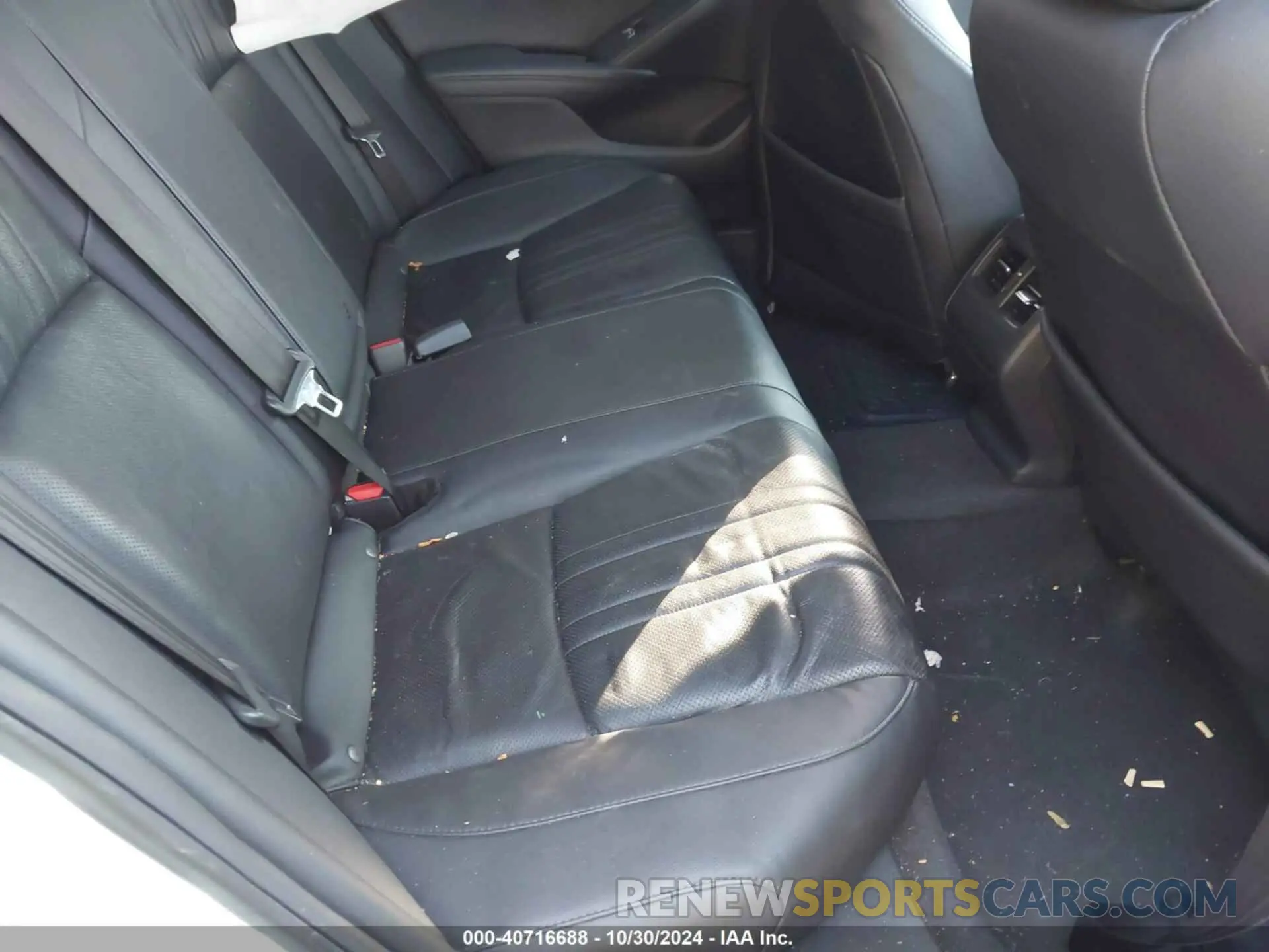 8 Photograph of a damaged car 1HGCV1F51LA074891 HONDA ACCORD 2020