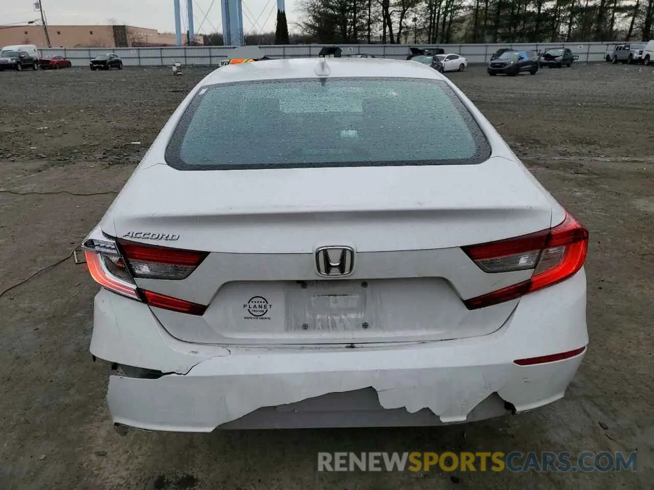 6 Photograph of a damaged car 1HGCV1F51LA112605 HONDA ACCORD 2020