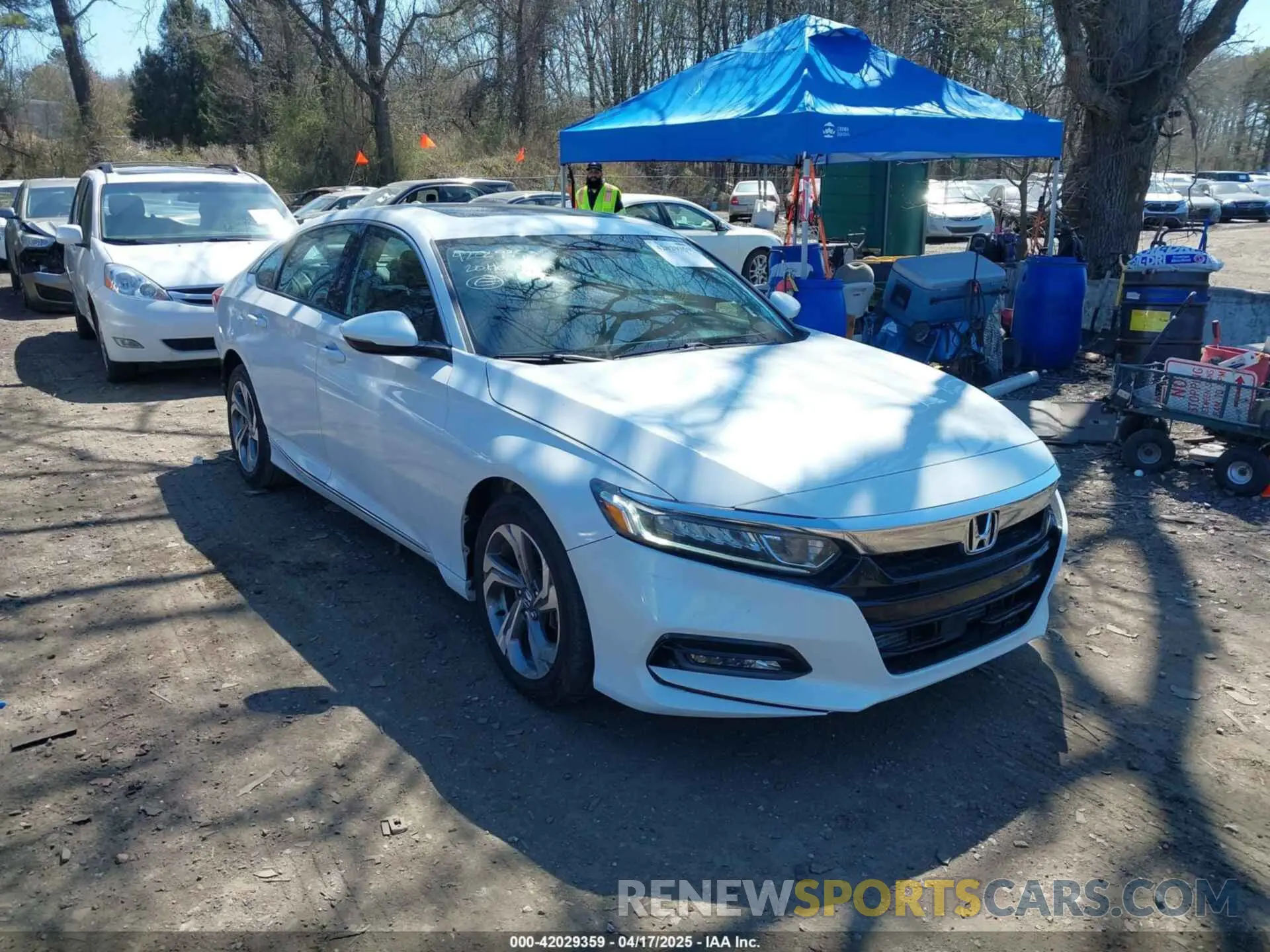 1 Photograph of a damaged car 1HGCV1F52LA000010 HONDA ACCORD 2020
