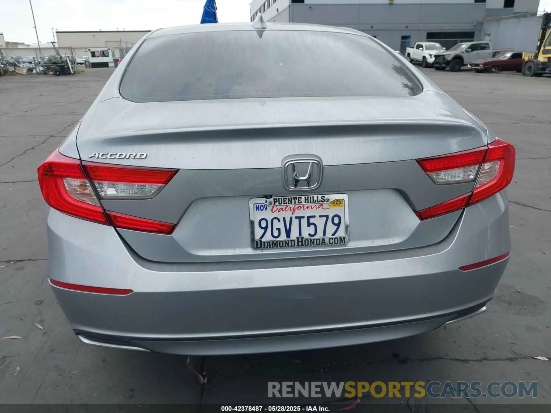 17 Photograph of a damaged car 1HGCV1F52LA006311 HONDA ACCORD 2020