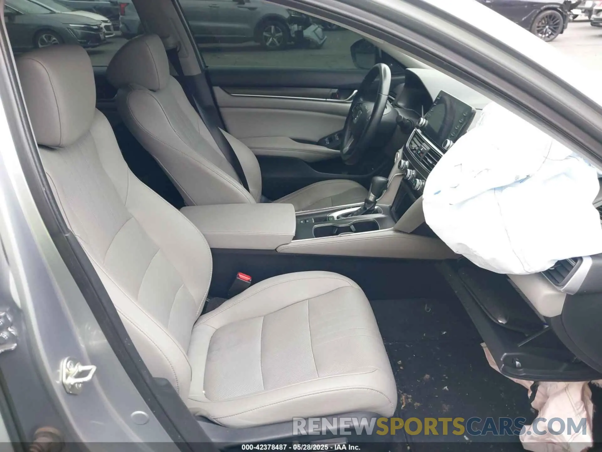 5 Photograph of a damaged car 1HGCV1F52LA006311 HONDA ACCORD 2020