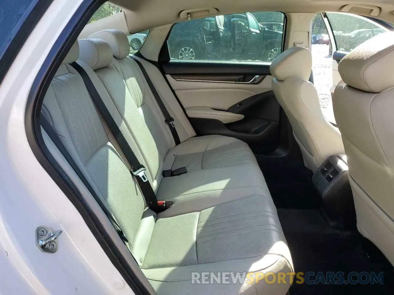 10 Photograph of a damaged car 1HGCV1F52LA076116 HONDA ACCORD 2020