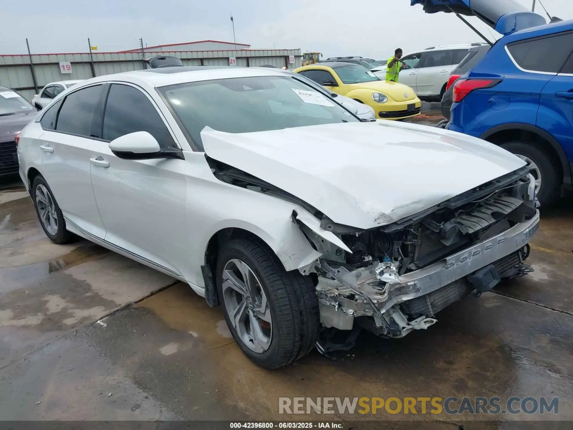 1 Photograph of a damaged car 1HGCV1F53LA110192 HONDA ACCORD 2020