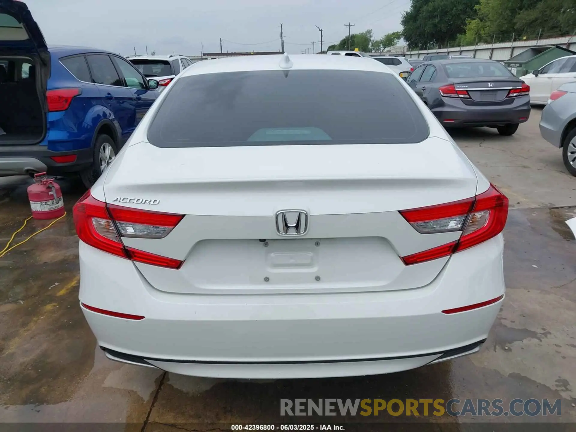 17 Photograph of a damaged car 1HGCV1F53LA110192 HONDA ACCORD 2020