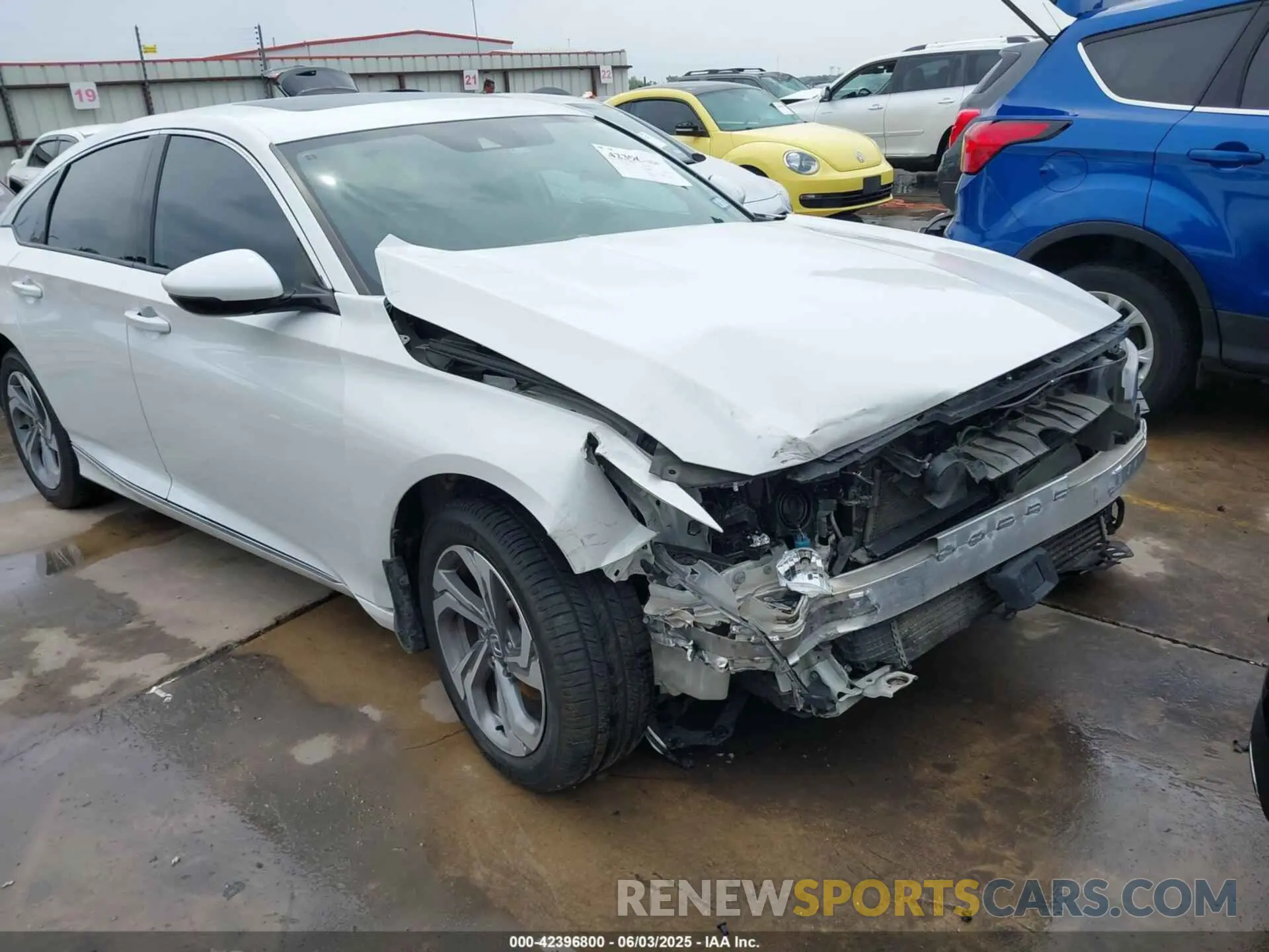 19 Photograph of a damaged car 1HGCV1F53LA110192 HONDA ACCORD 2020