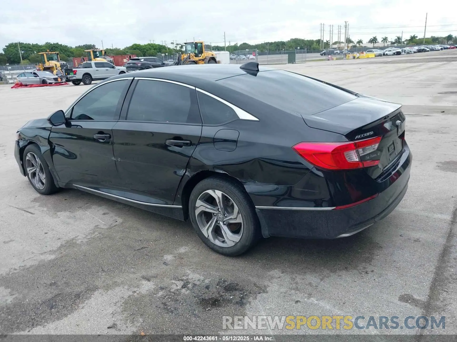 3 Photograph of a damaged car 1HGCV1F55LA064719 HONDA ACCORD 2020