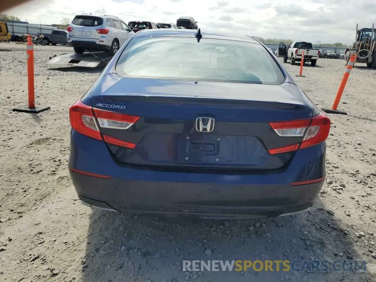 6 Photograph of a damaged car 1HGCV1F56LA109036 HONDA ACCORD 2020