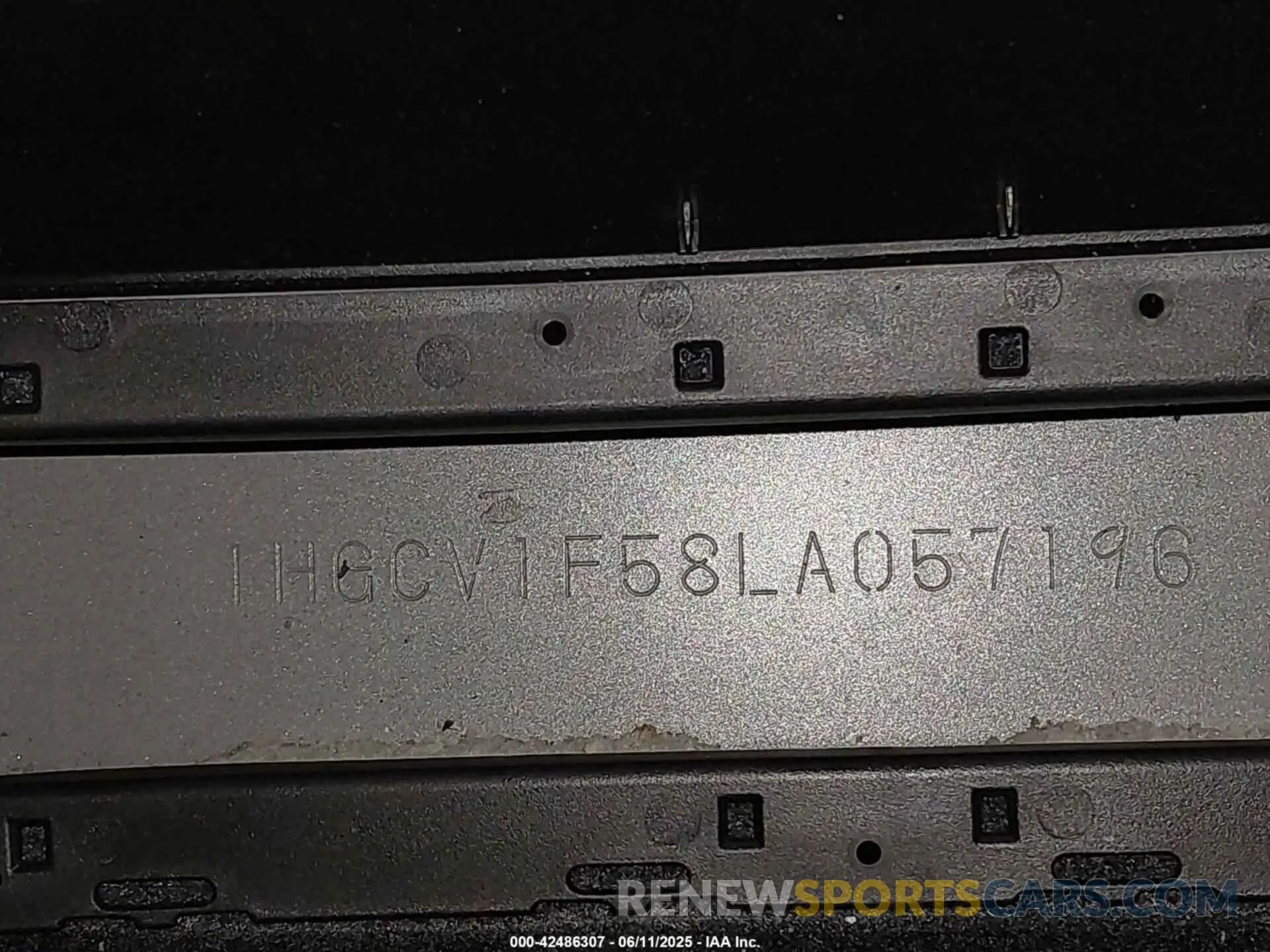 16 Photograph of a damaged car 1HGCV1F58LA057196 HONDA ACCORD 2020
