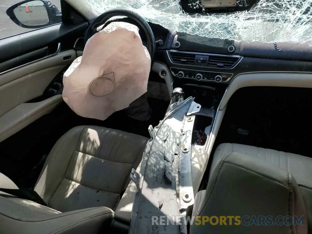 8 Photograph of a damaged car 1HGCV1F59LA054503 HONDA ACCORD 2020