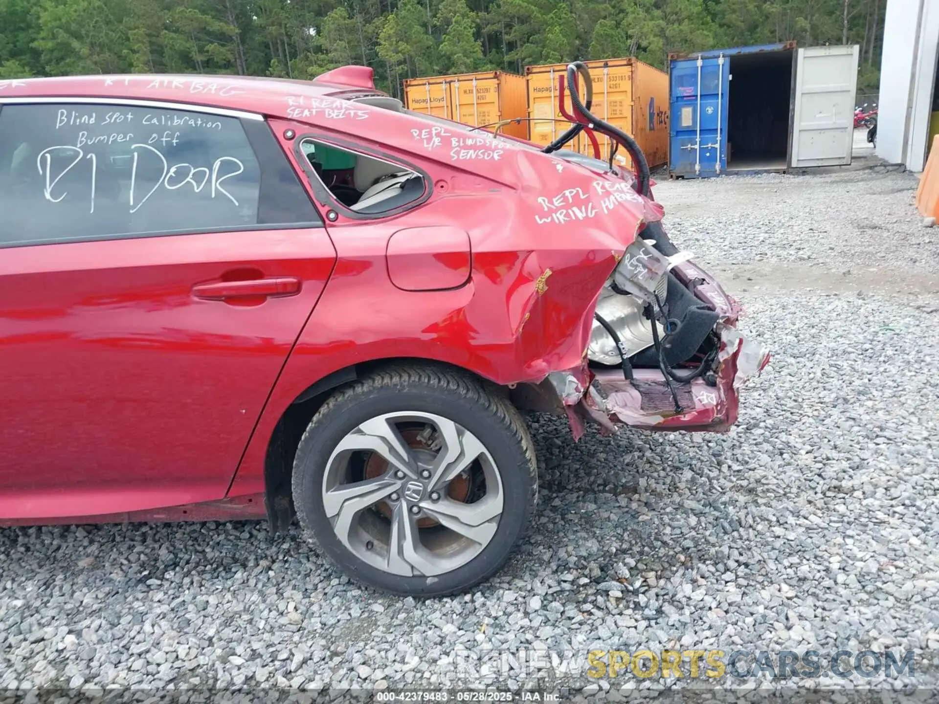 6 Photograph of a damaged car 1HGCV1F59LA127420 HONDA ACCORD 2020