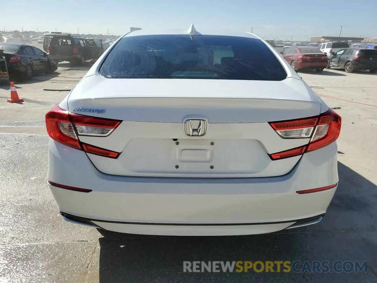 6 Photograph of a damaged car 1HGCV1F5XLA070838 HONDA ACCORD 2020