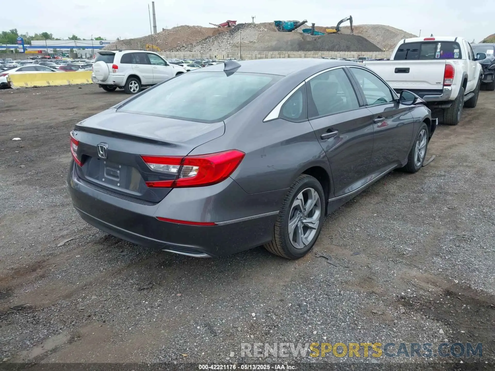 4 Photograph of a damaged car 1HGCV1F5XLA074985 HONDA ACCORD 2020