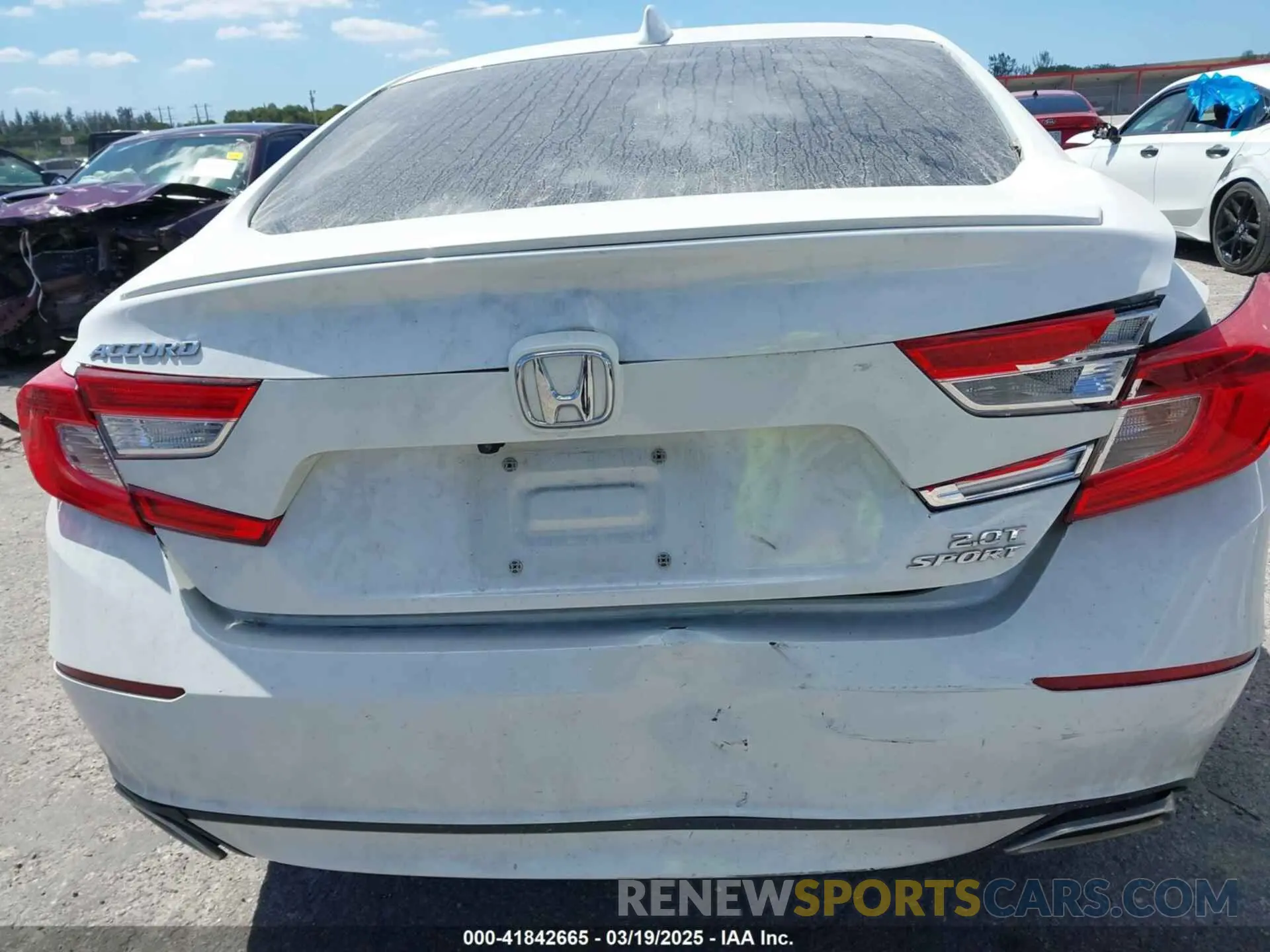 18 Photograph of a damaged car 1HGCV2F30LA027209 HONDA ACCORD 2020
