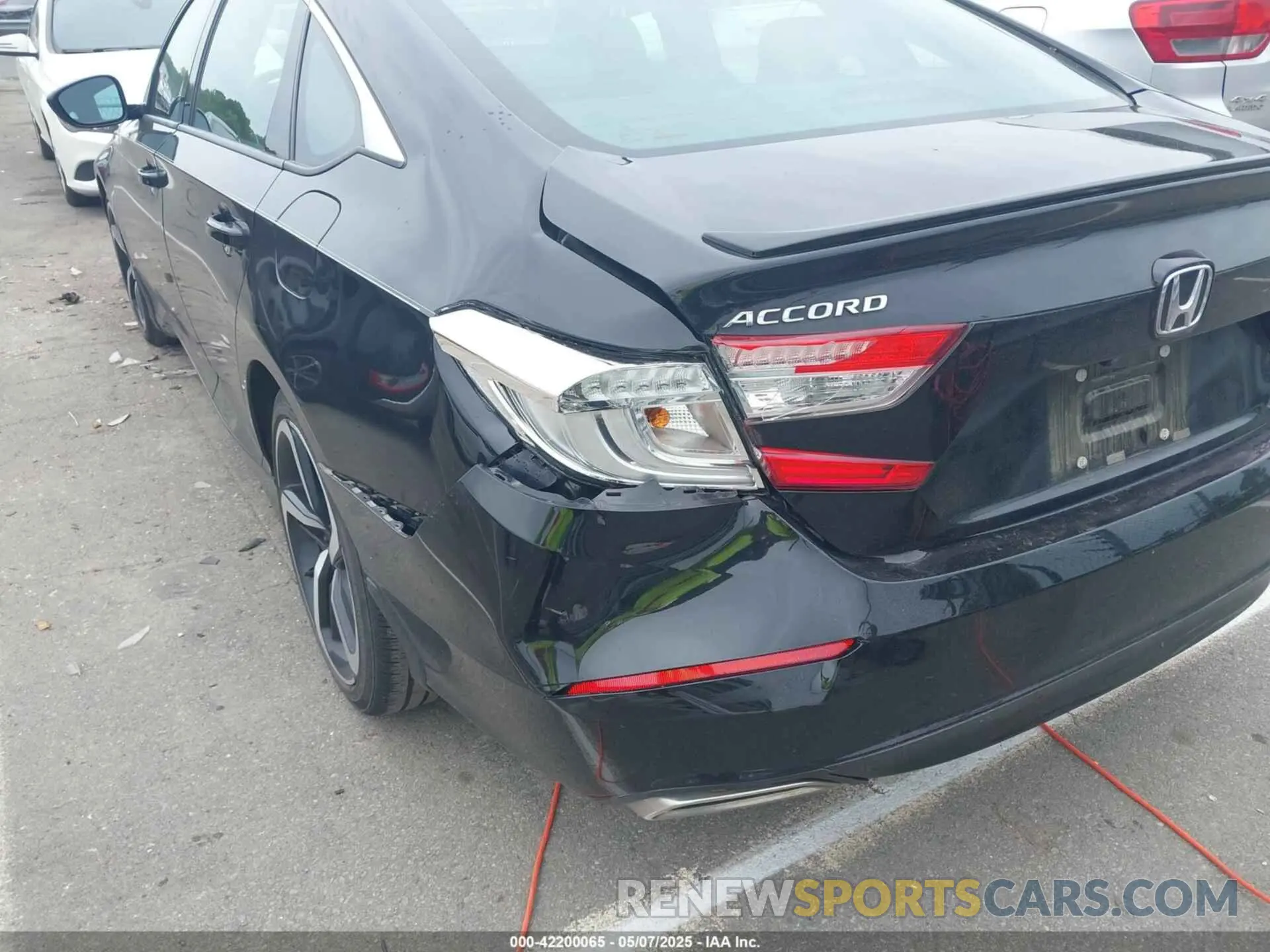 6 Photograph of a damaged car 1HGCV2F31LA012542 HONDA ACCORD 2020